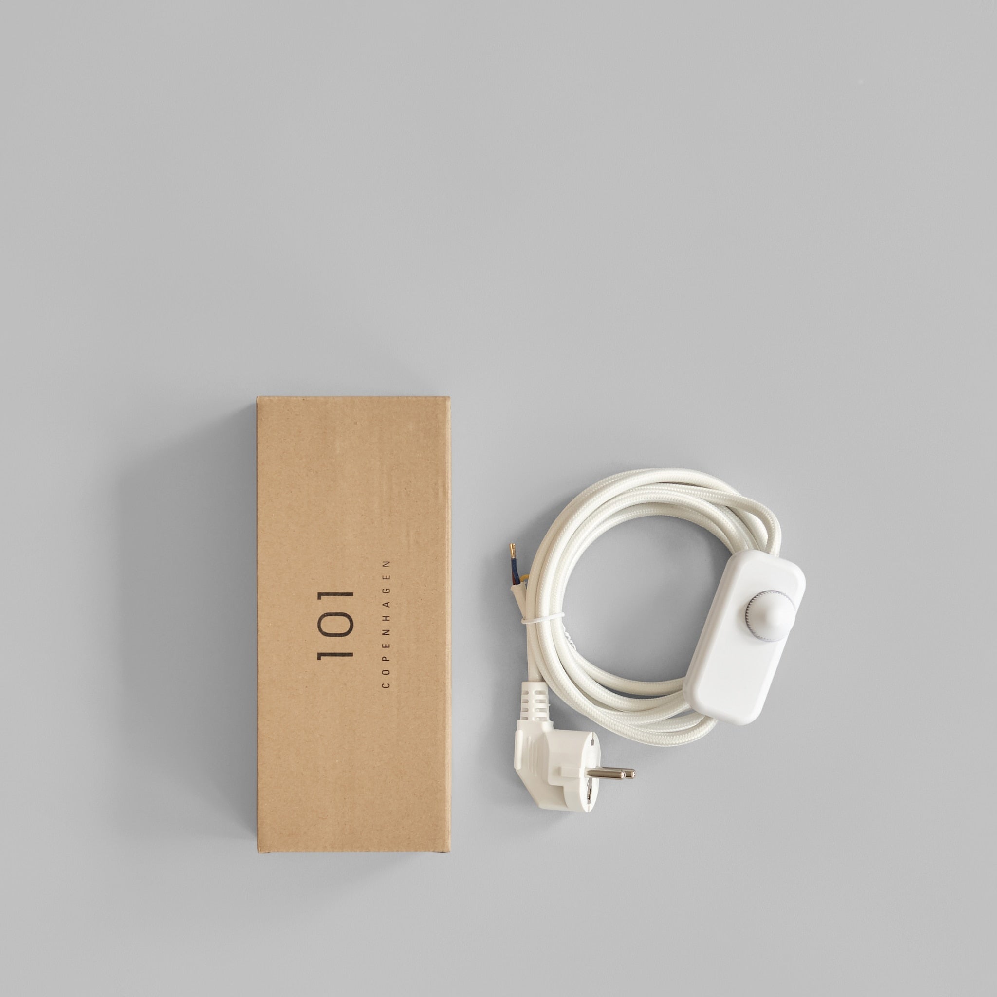 Cable Kit - White Cord with Dimmer (2m)