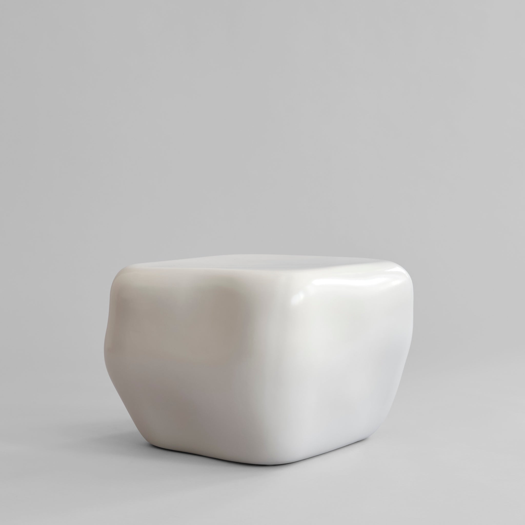 Ishi Coffee Table, Medio - High Glaze Birch
