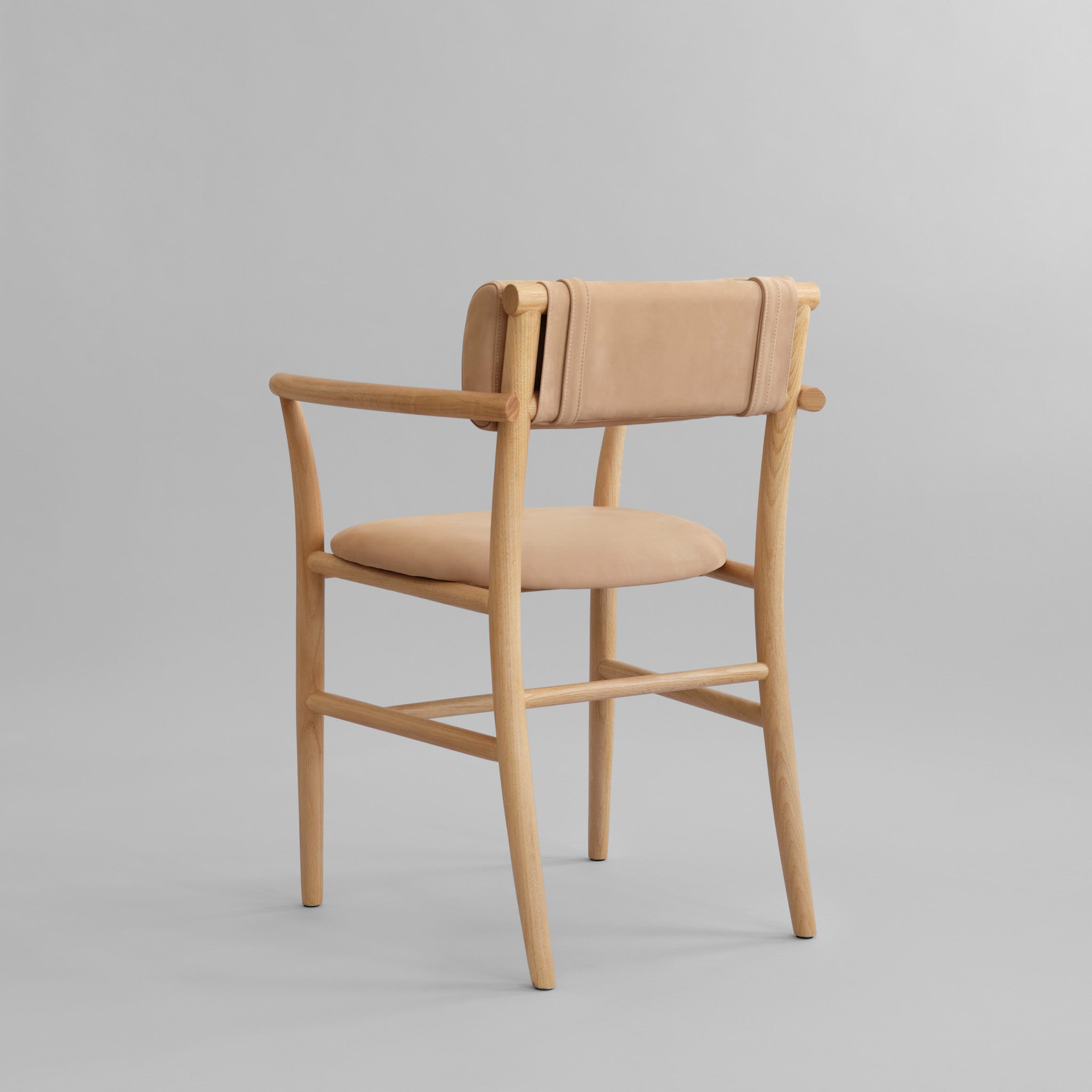 Nama Dining Chair, Armrest - Nubuck