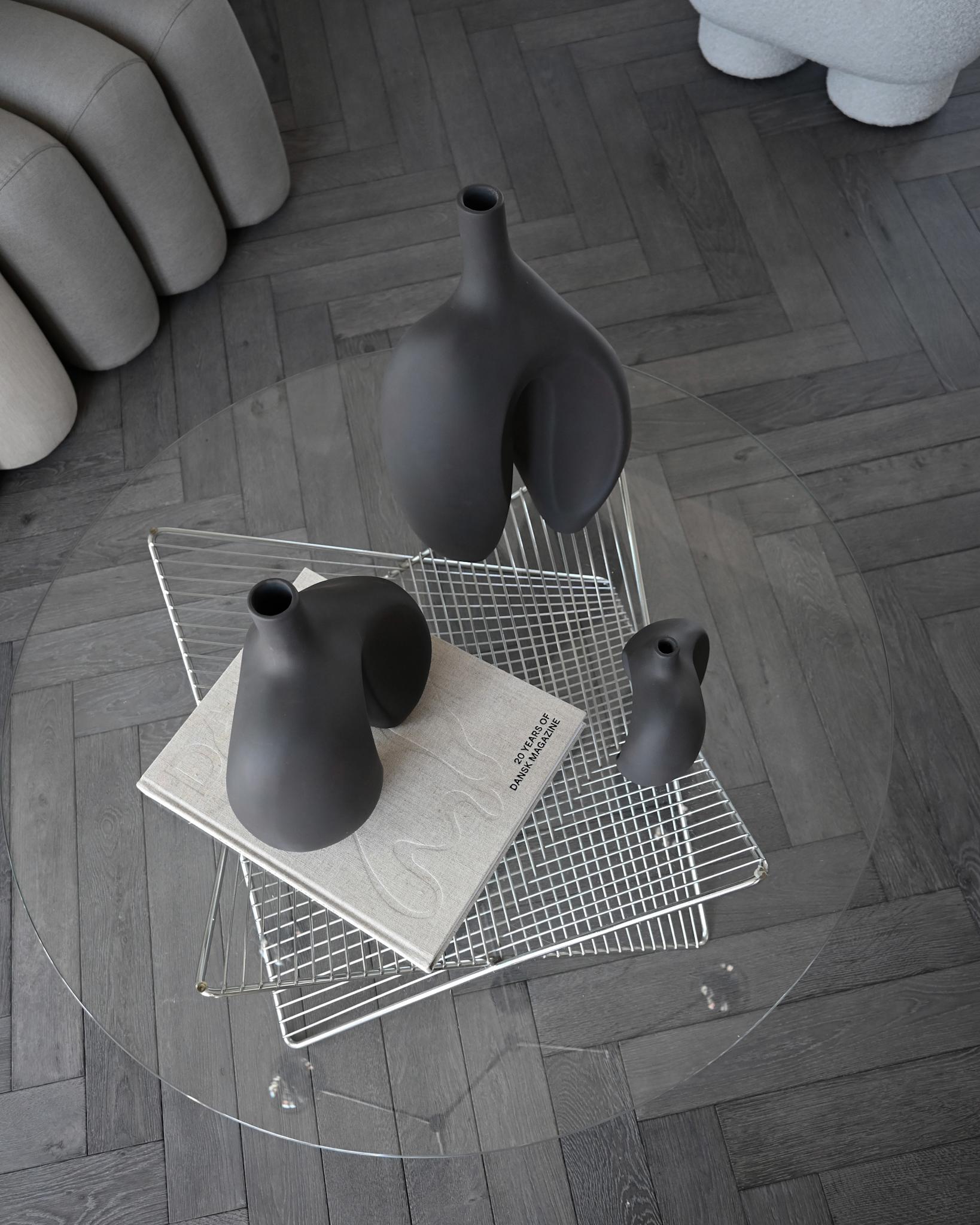 Ni Vase, Petit - Coffee