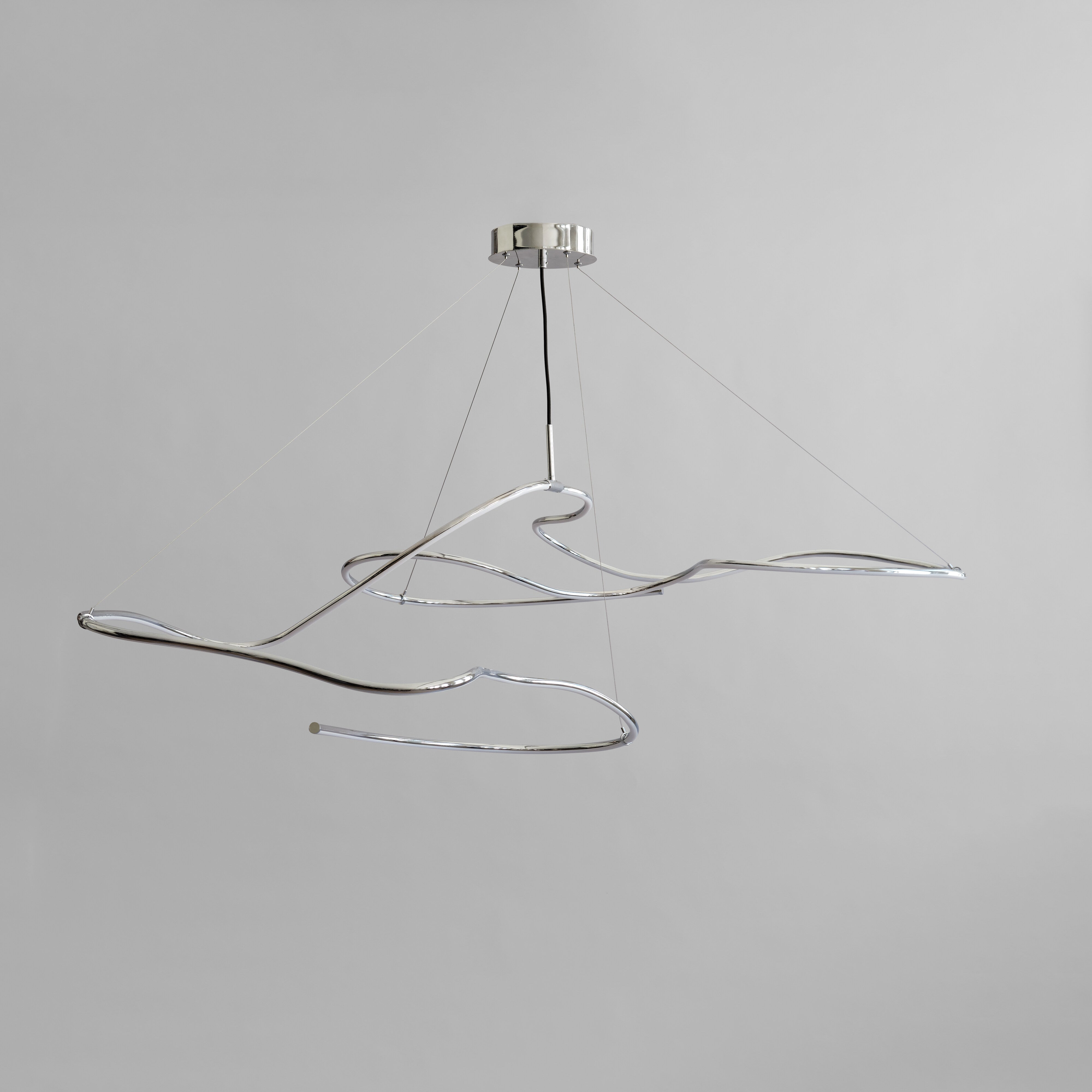 Ghost Chandelier, Big - Chrome (5m)