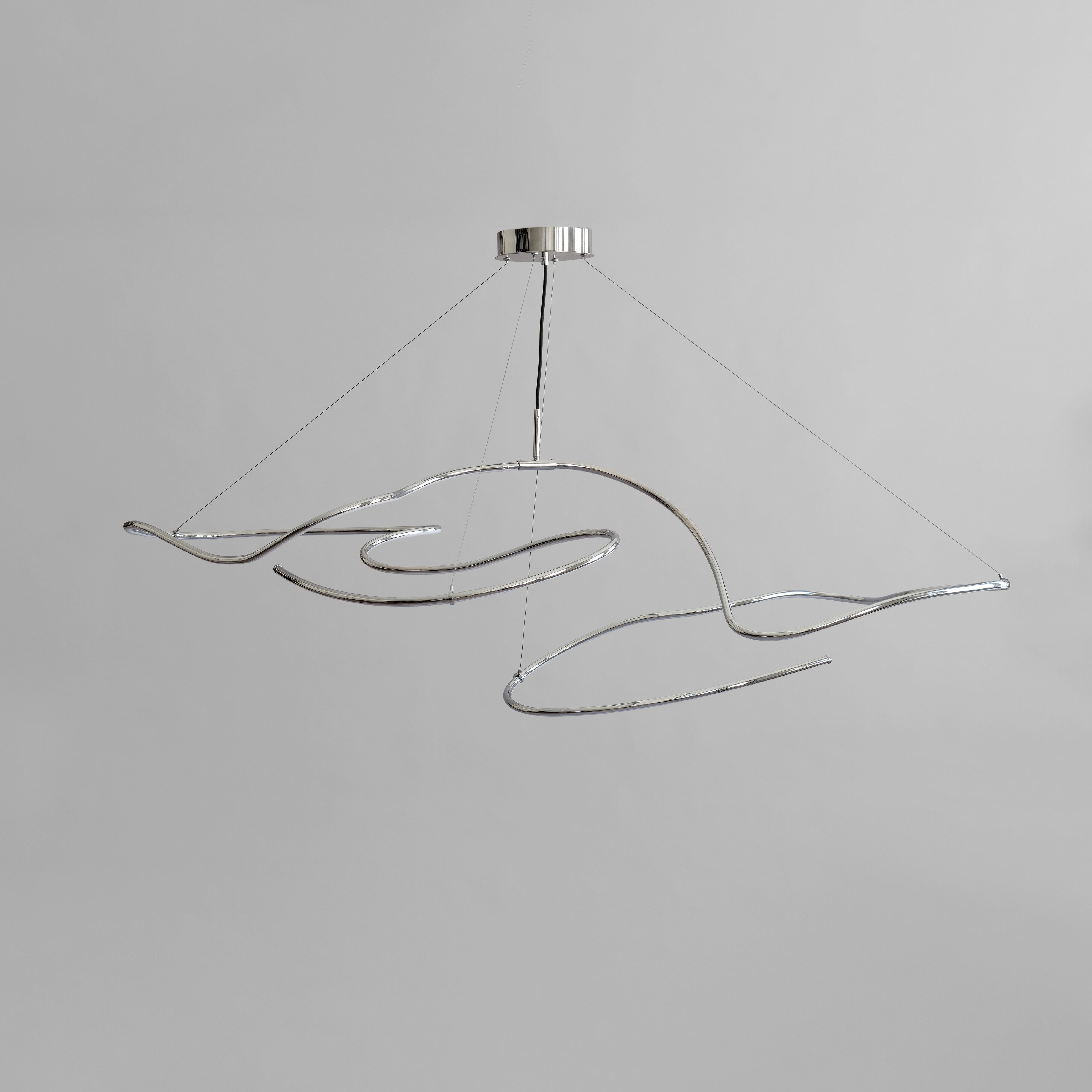Ghost Chandelier, Big - Chrome (5m)