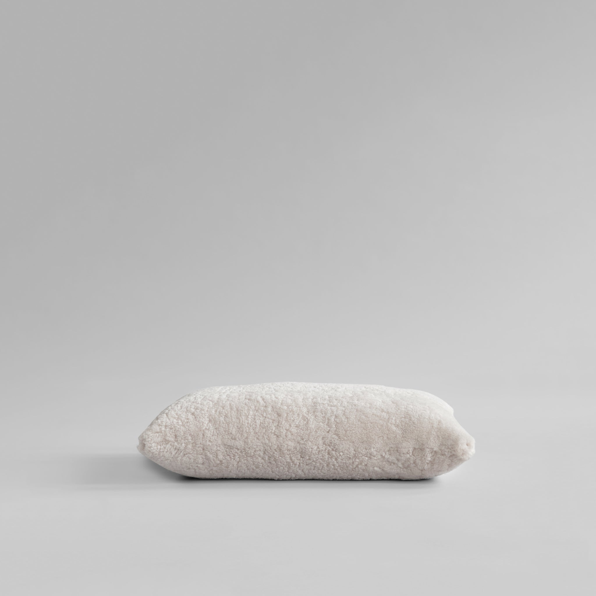 Makura Pillow 11 - Sheepskin