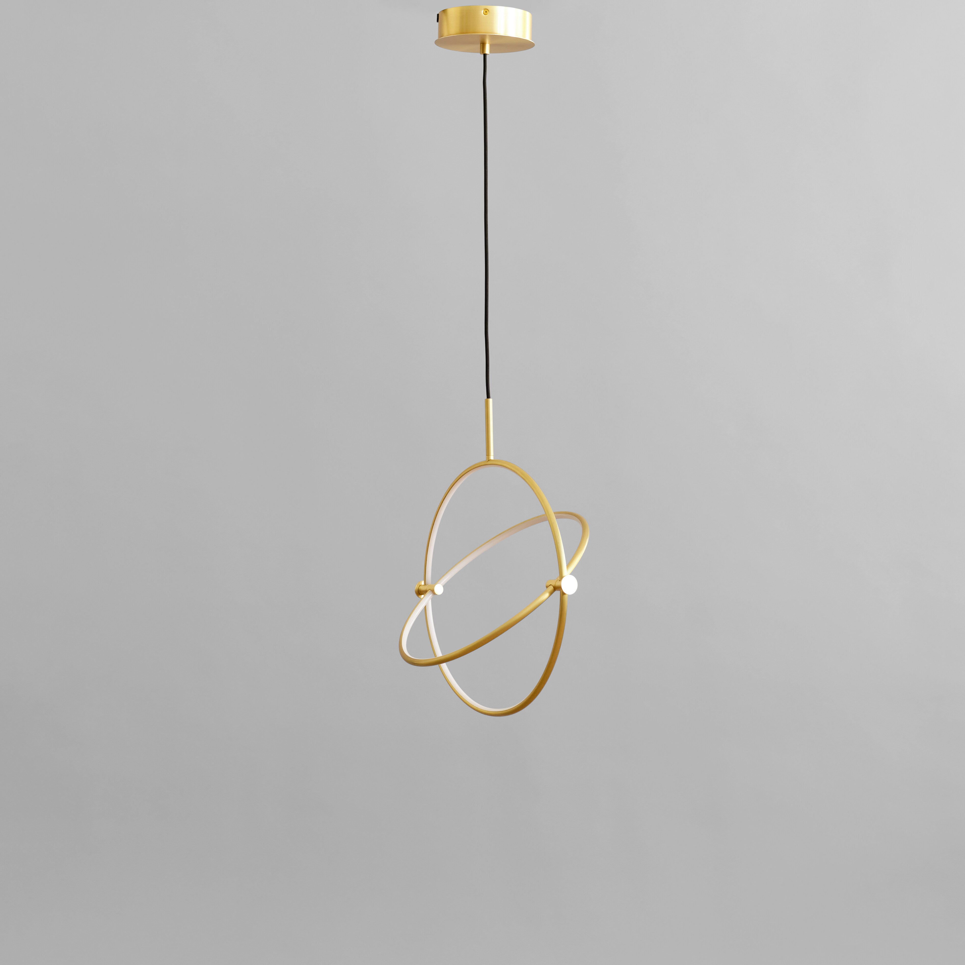 Maru Pendant, Ø40 - Brass