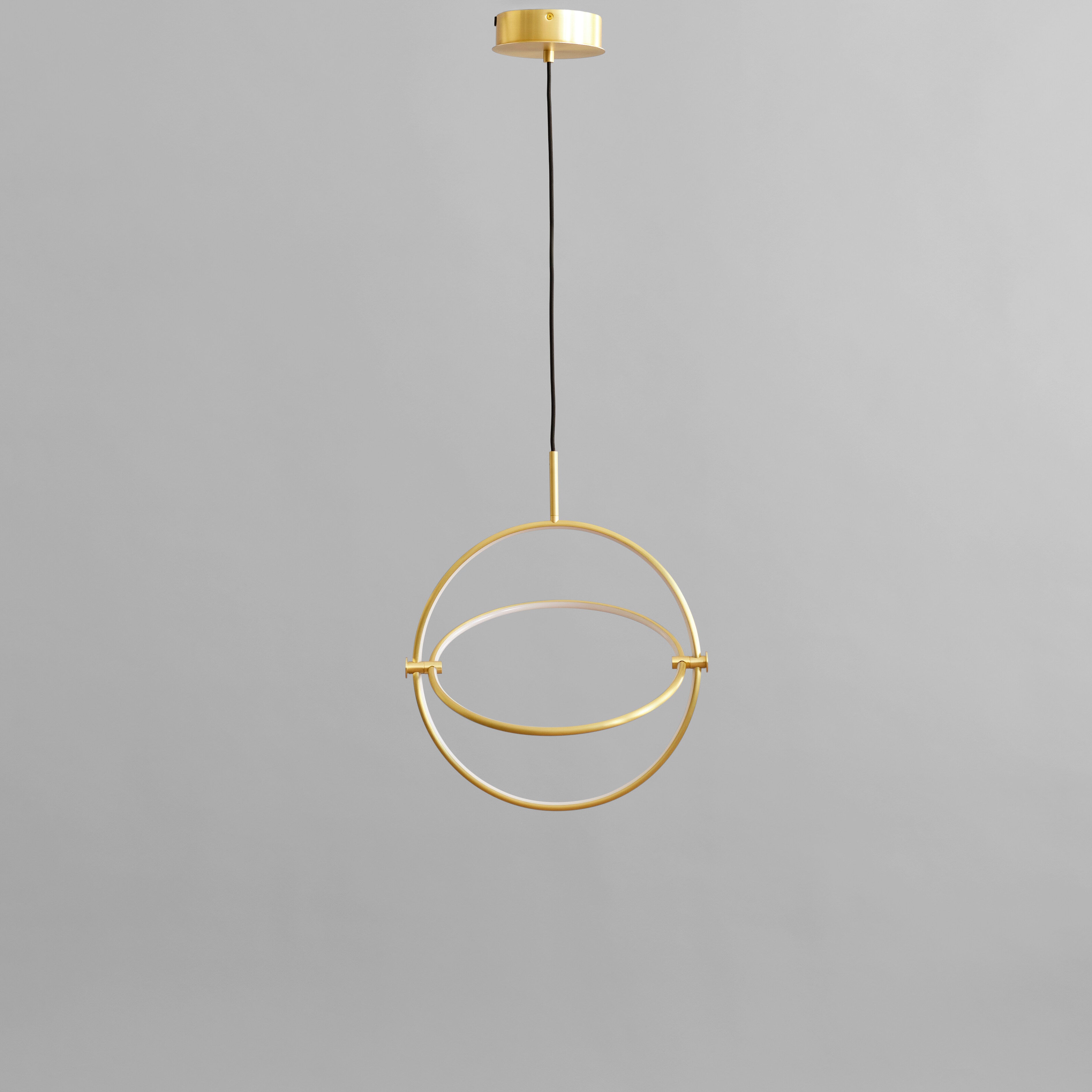 Maru Pendant, Ø40 - Brass