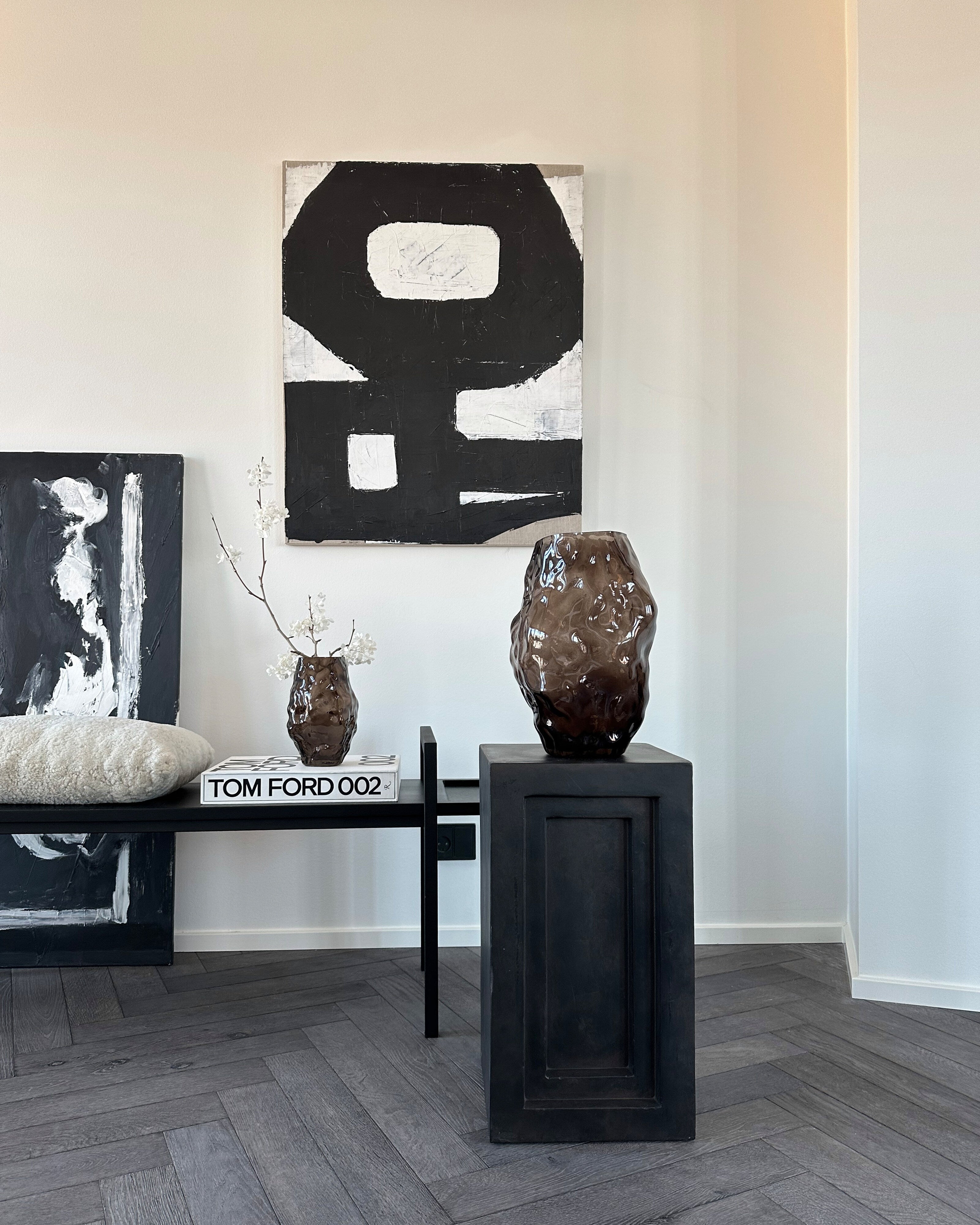 Katachi Vase, Medio - Smoked Forest