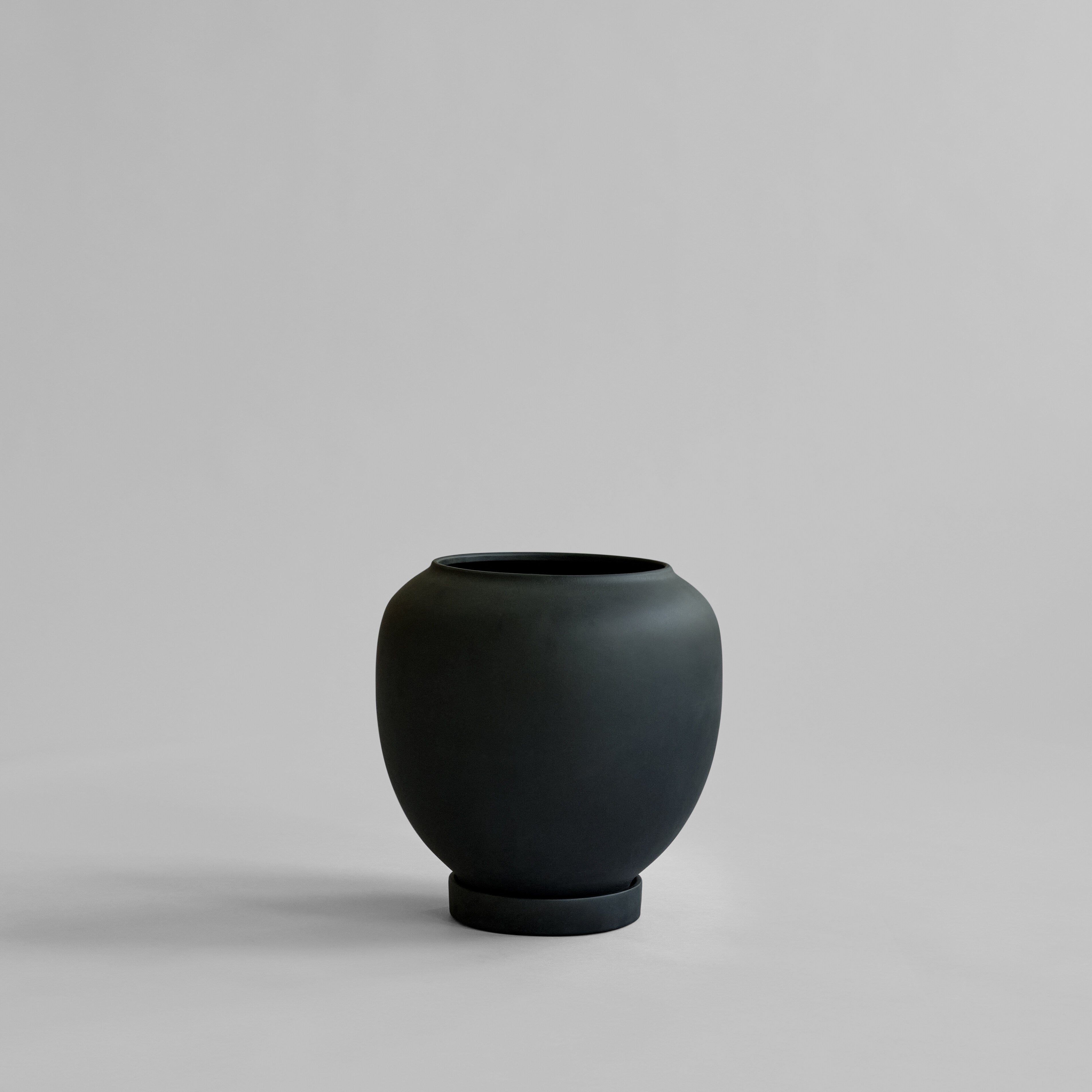 Sunao Plant Pot, Medio - Black