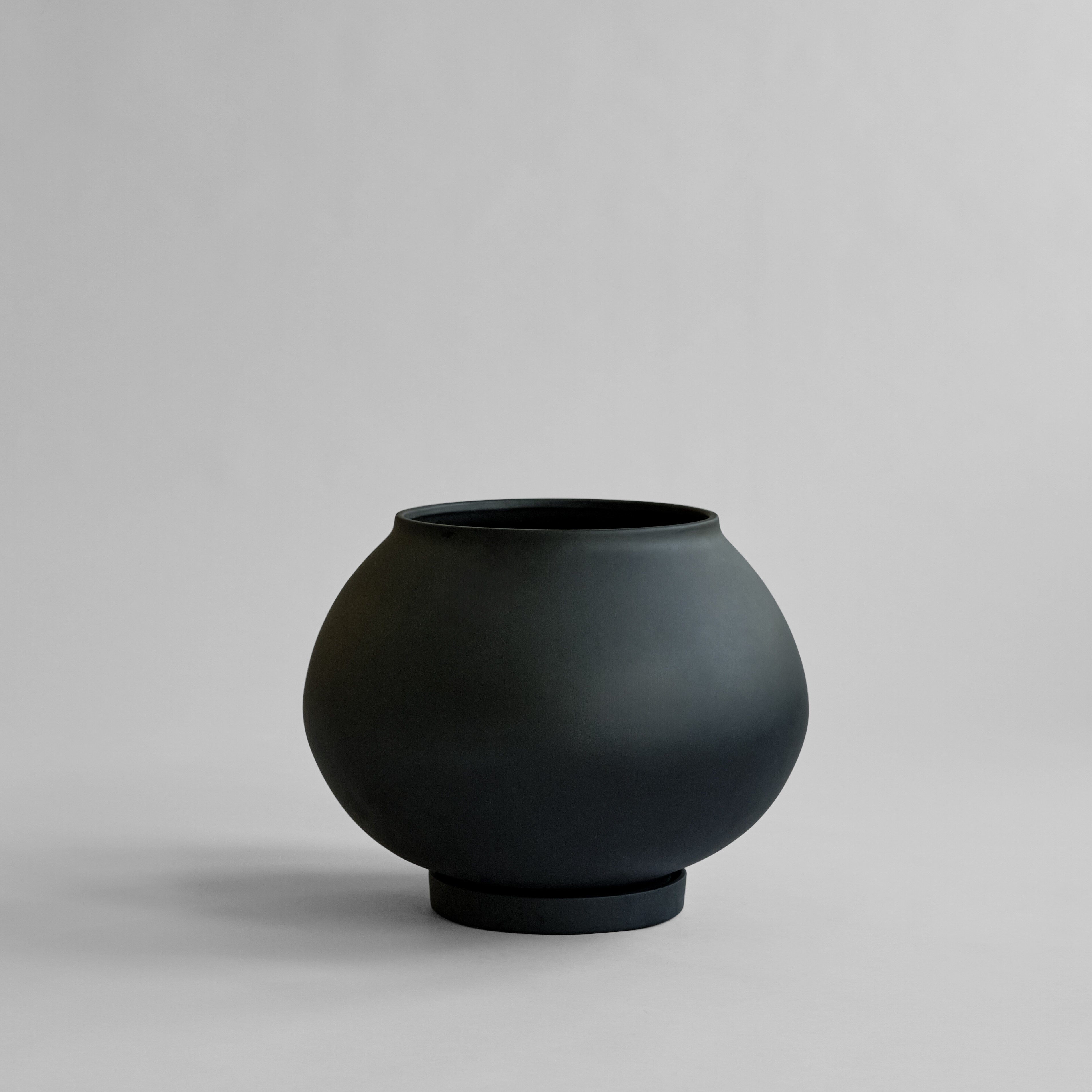 Sunao Plant Pot Fat, Big - Black