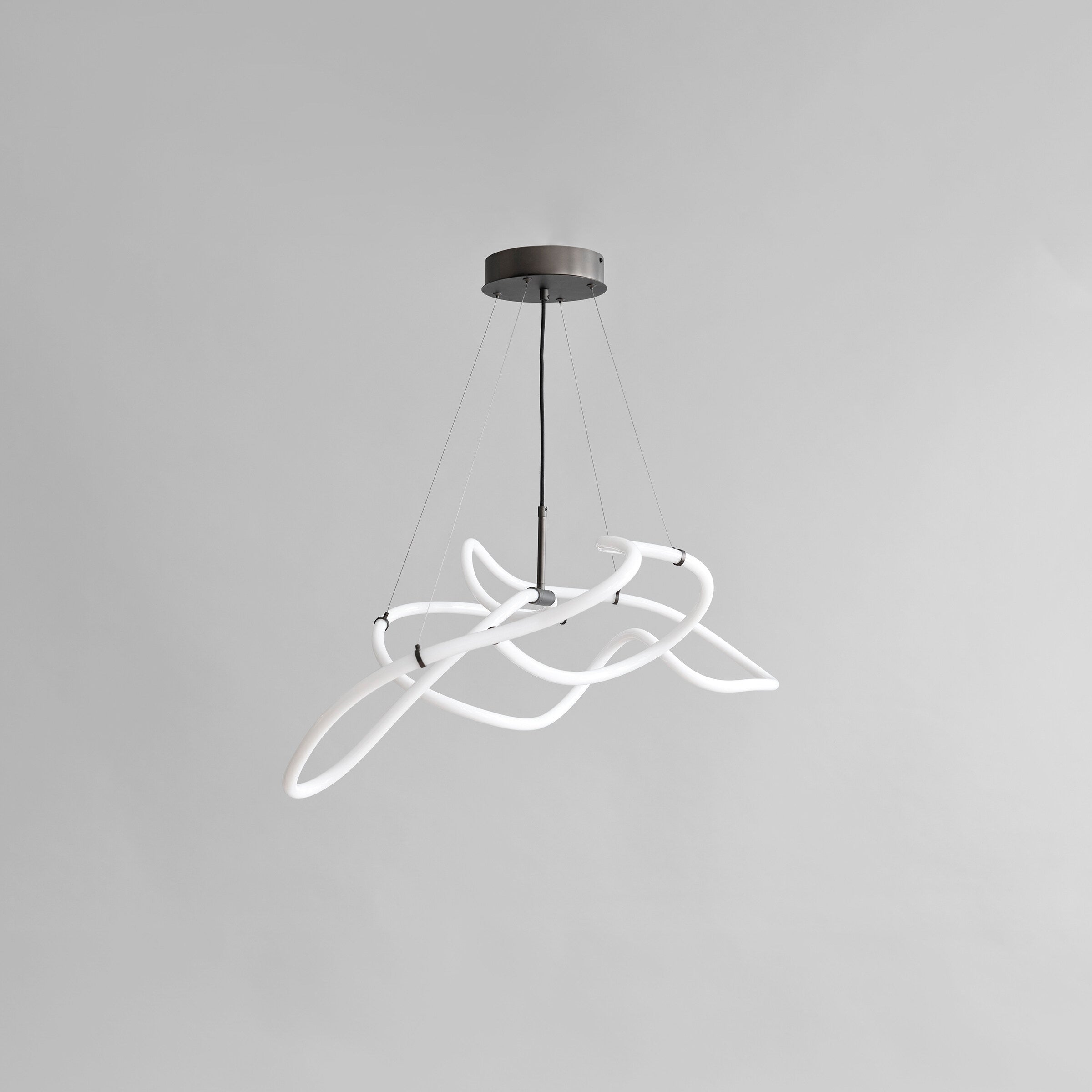Ghost Chandelier, Mini - Neon (5m)