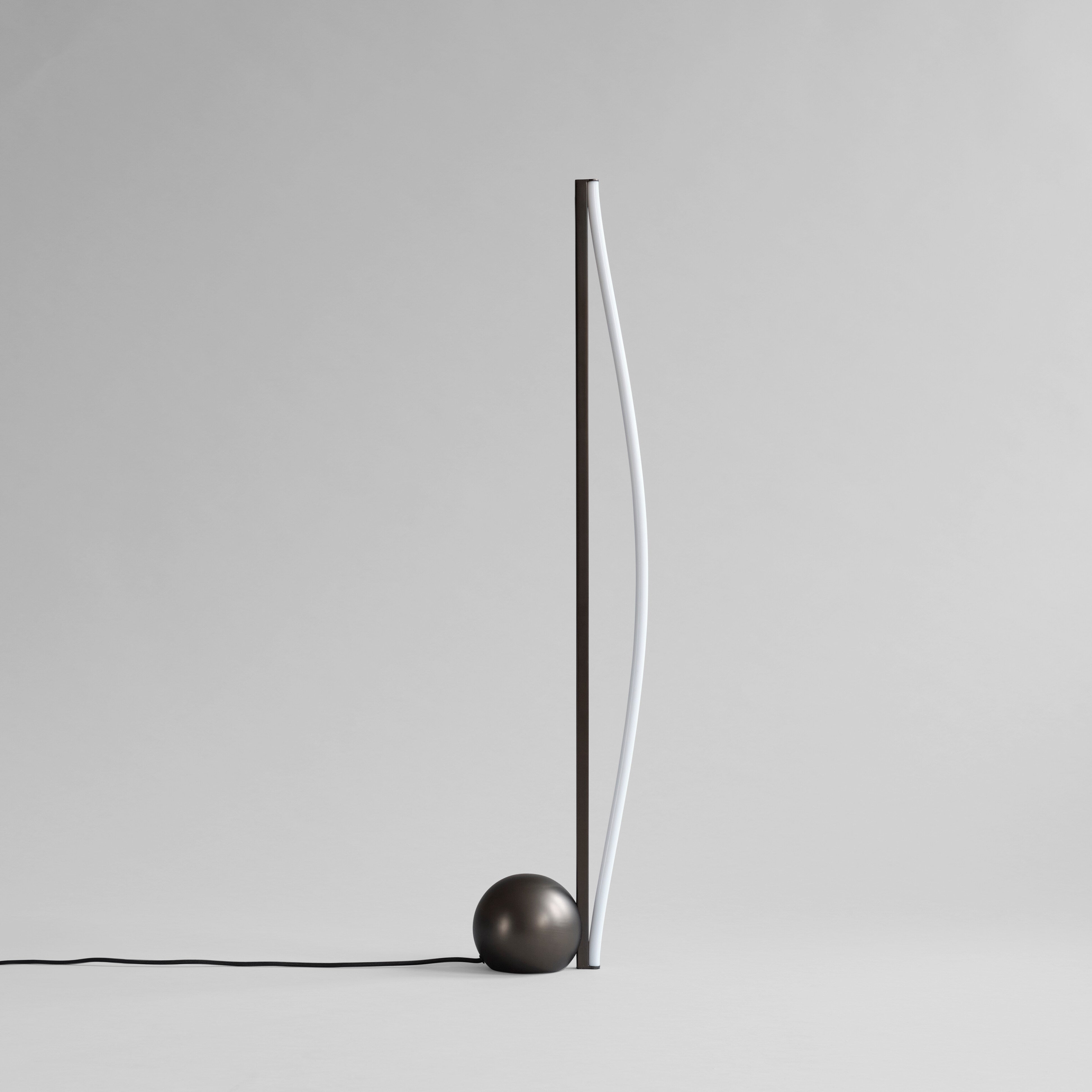 Bow Floor Lamp - Bronze