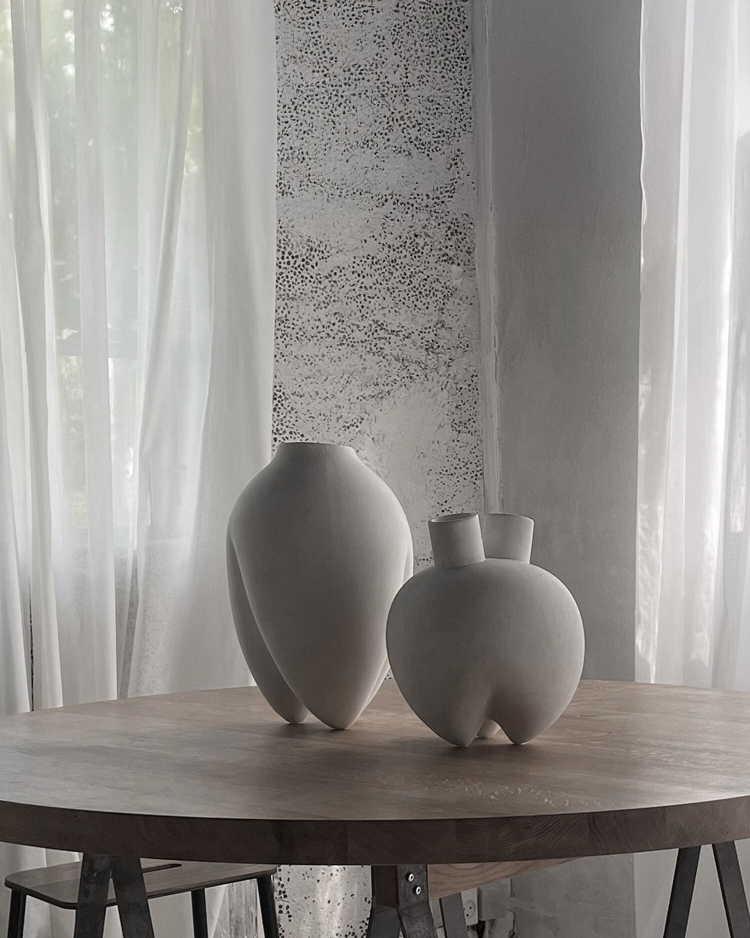 Sumo Vase, Slim - Bone White