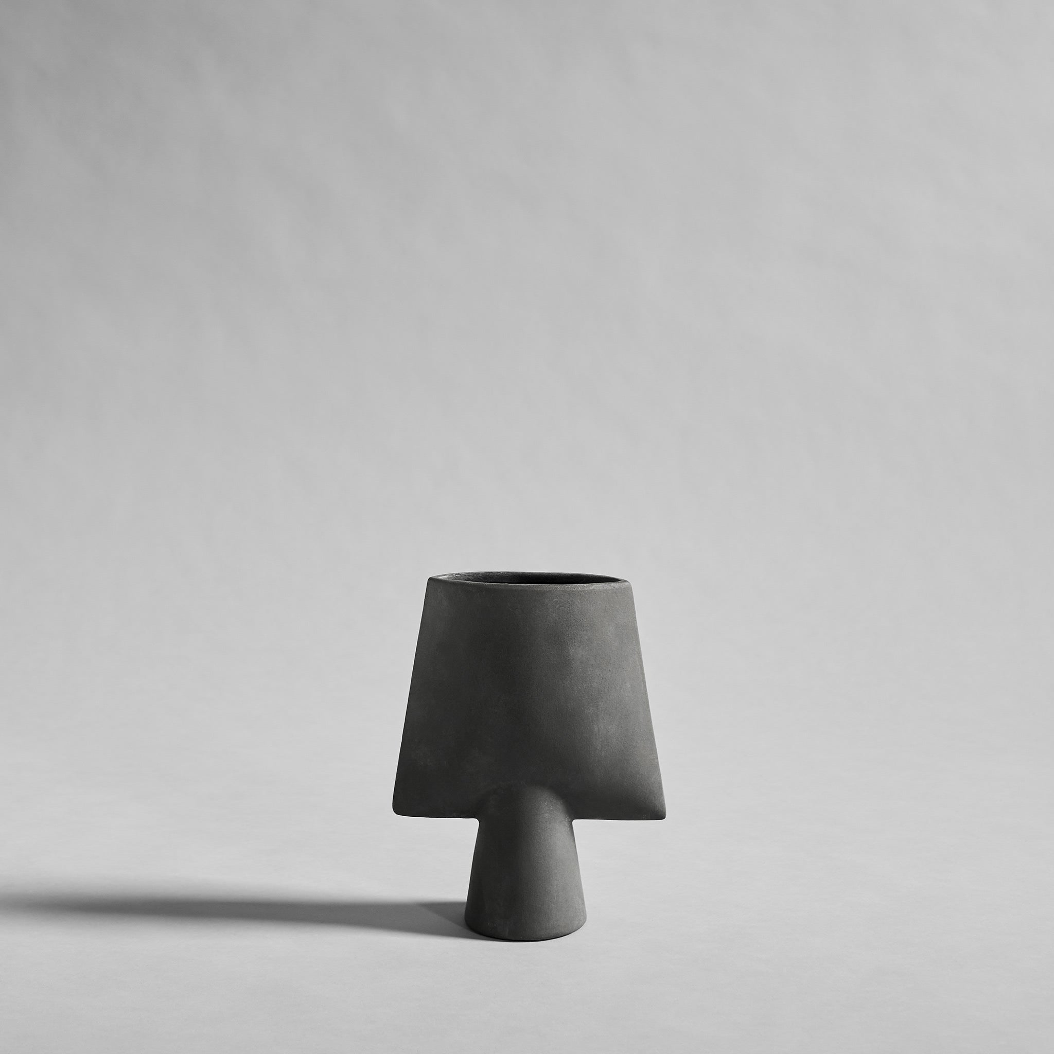 Sphere Vase Square, Mini - Dark Grey