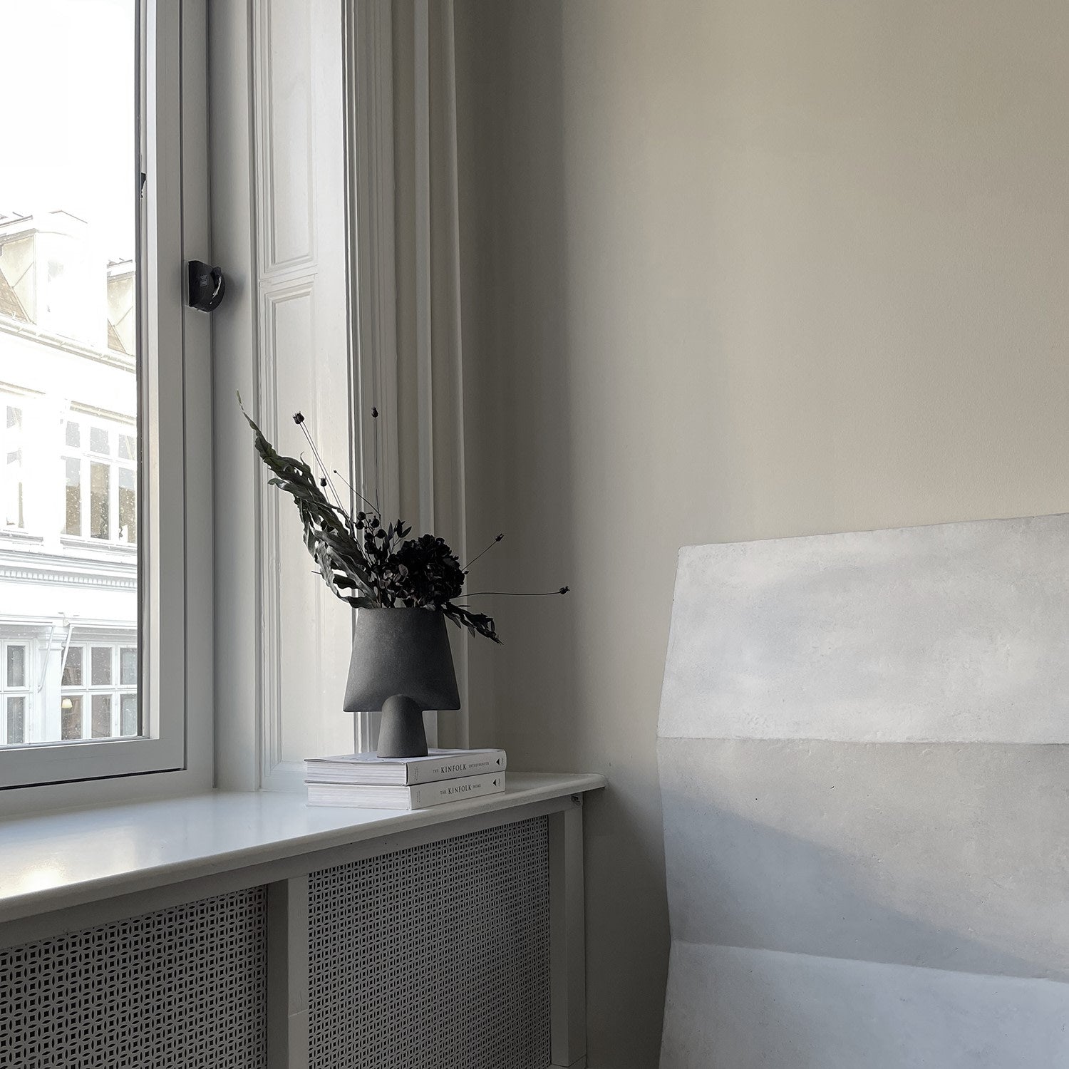 Sphere Vase Square, Mini - Dark Grey