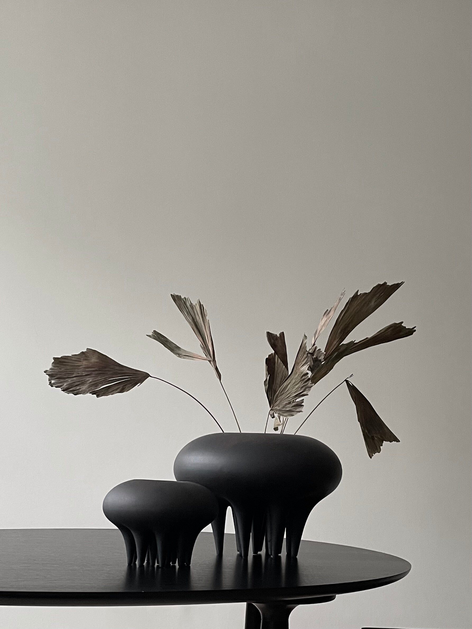 Medusa Vase, Big - Coffee