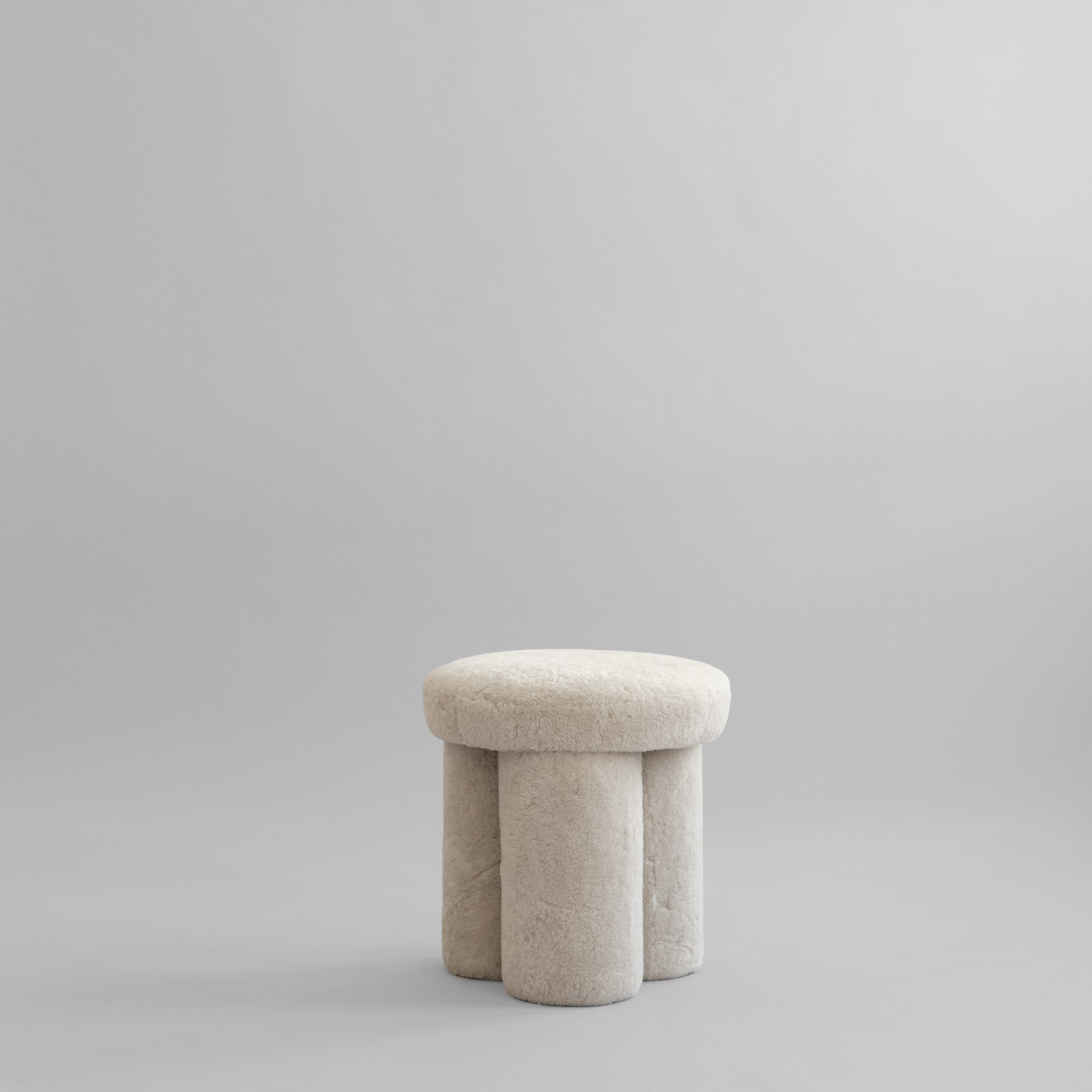 Big Foot Stool - Sheepskin
