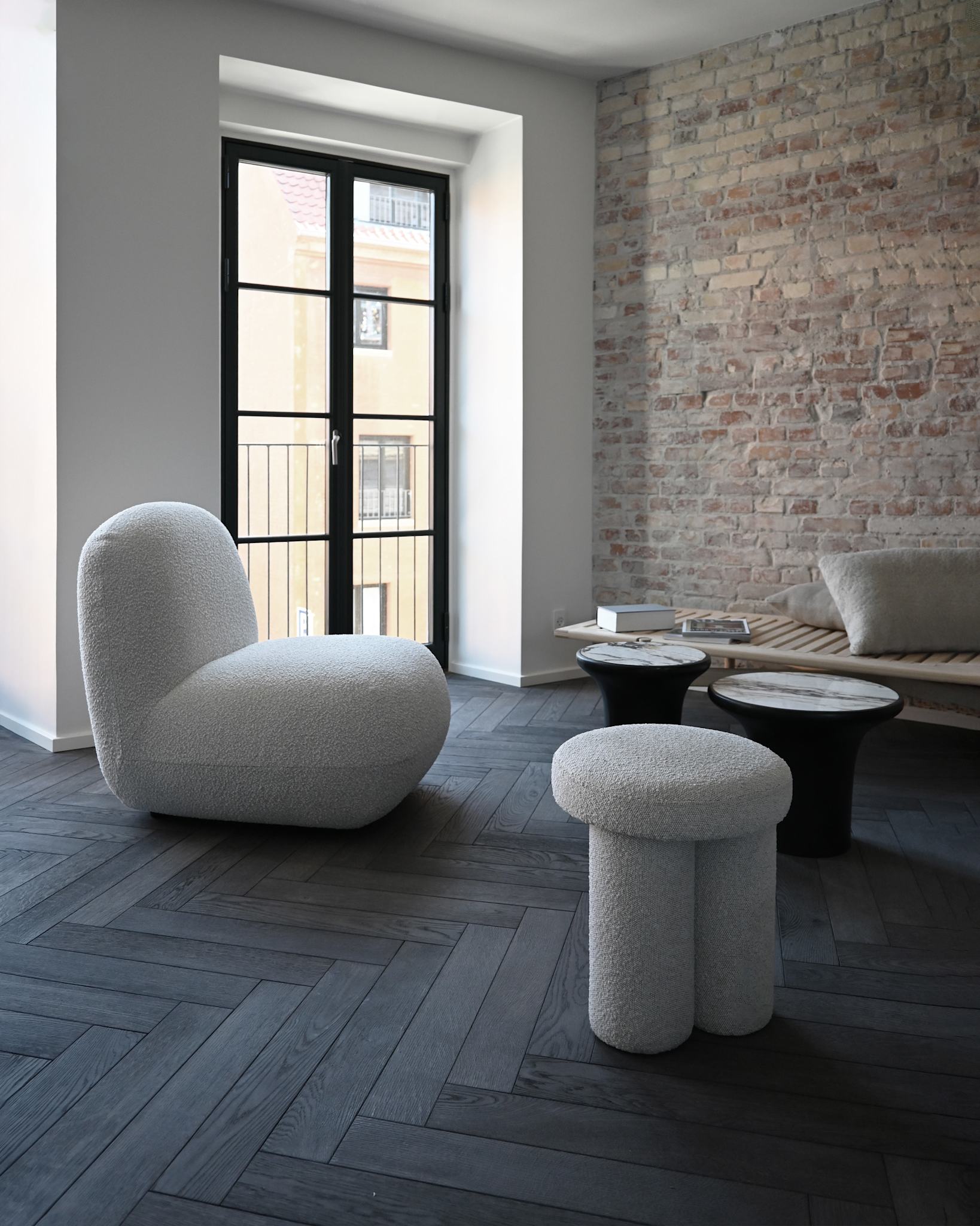 Trumpet Table, Tall - Calacatta