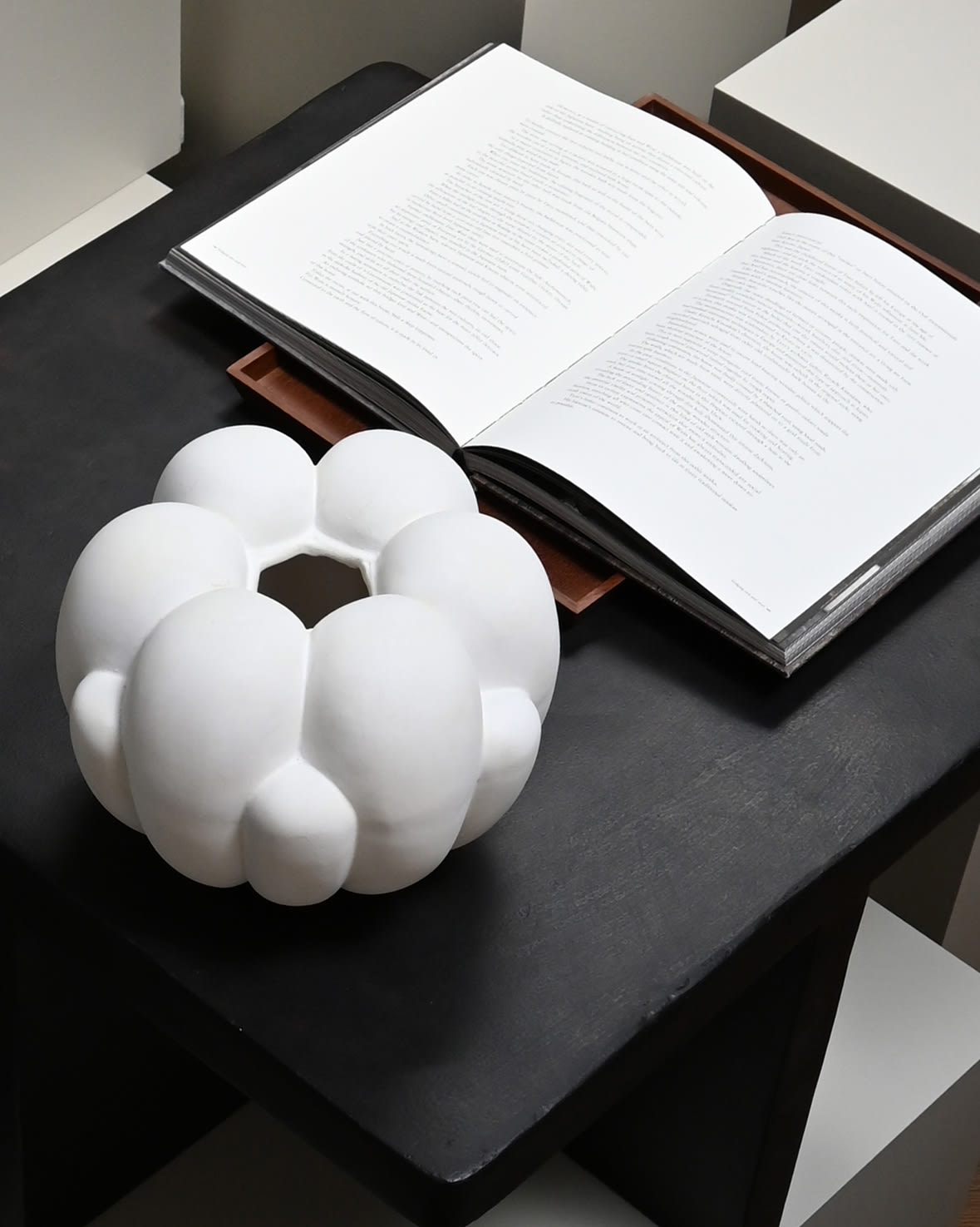 Bloom Vase, Petit - Bone White