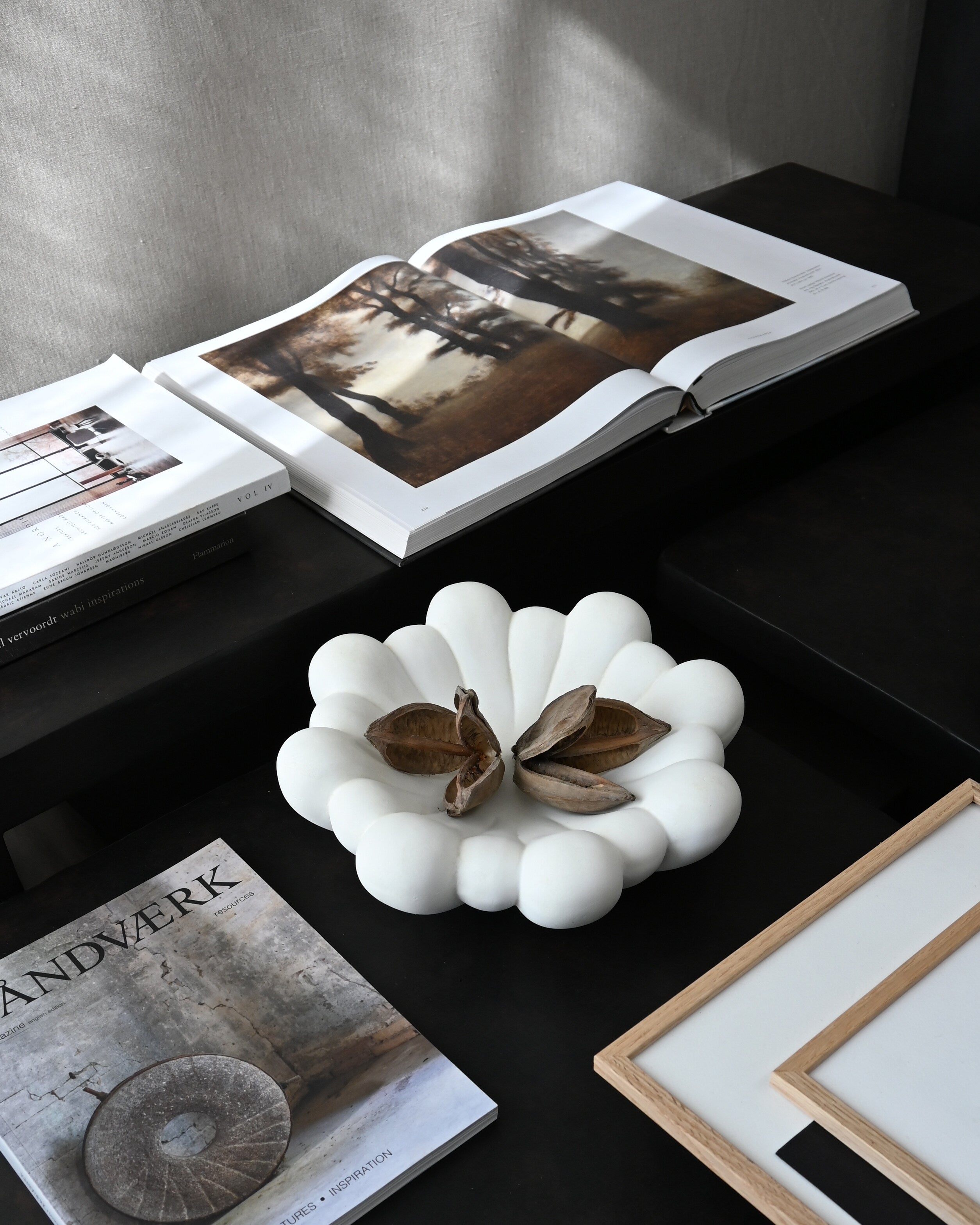Bloom Tray, Medio - Bone White