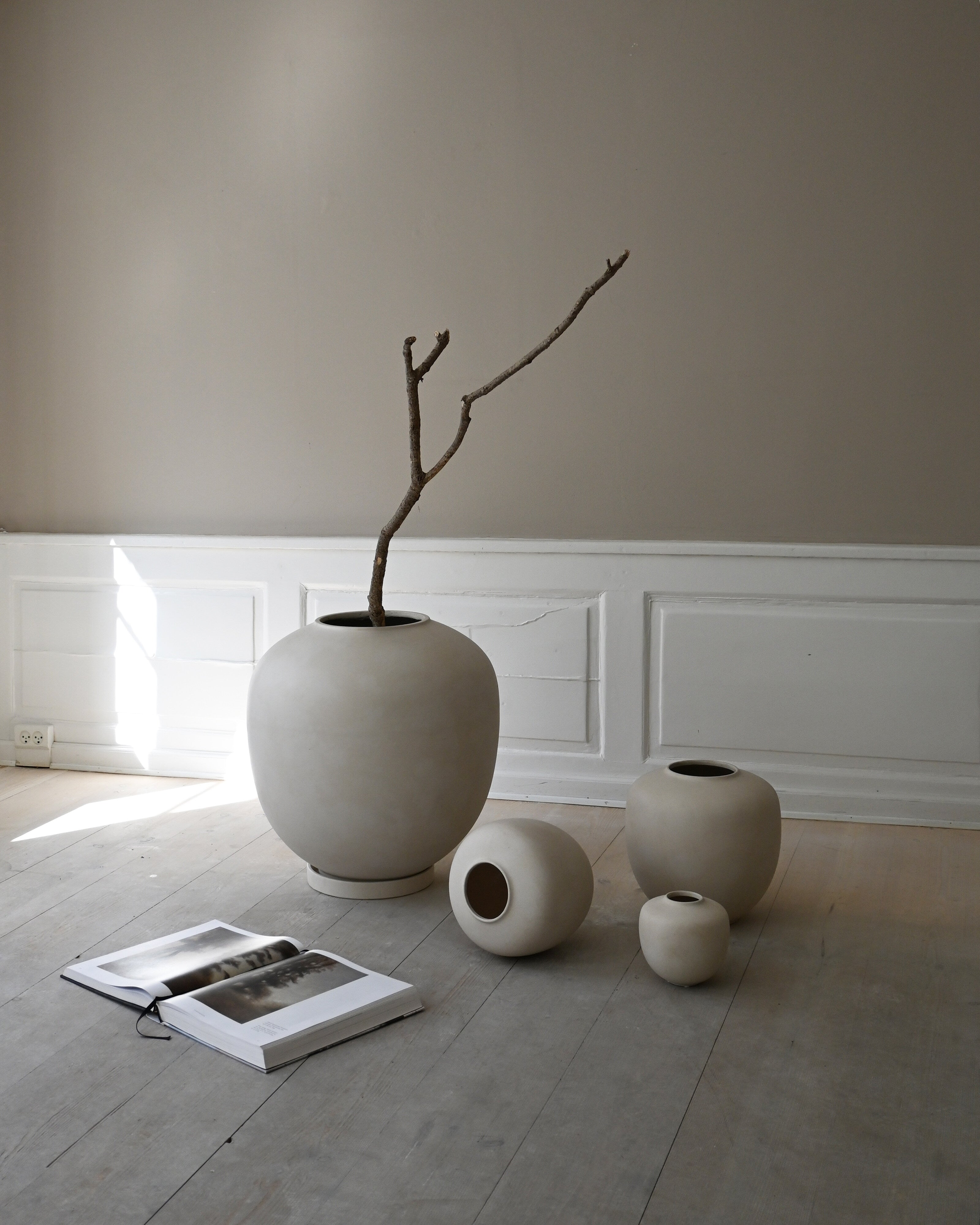 Sunao Vase, Medio - Birch