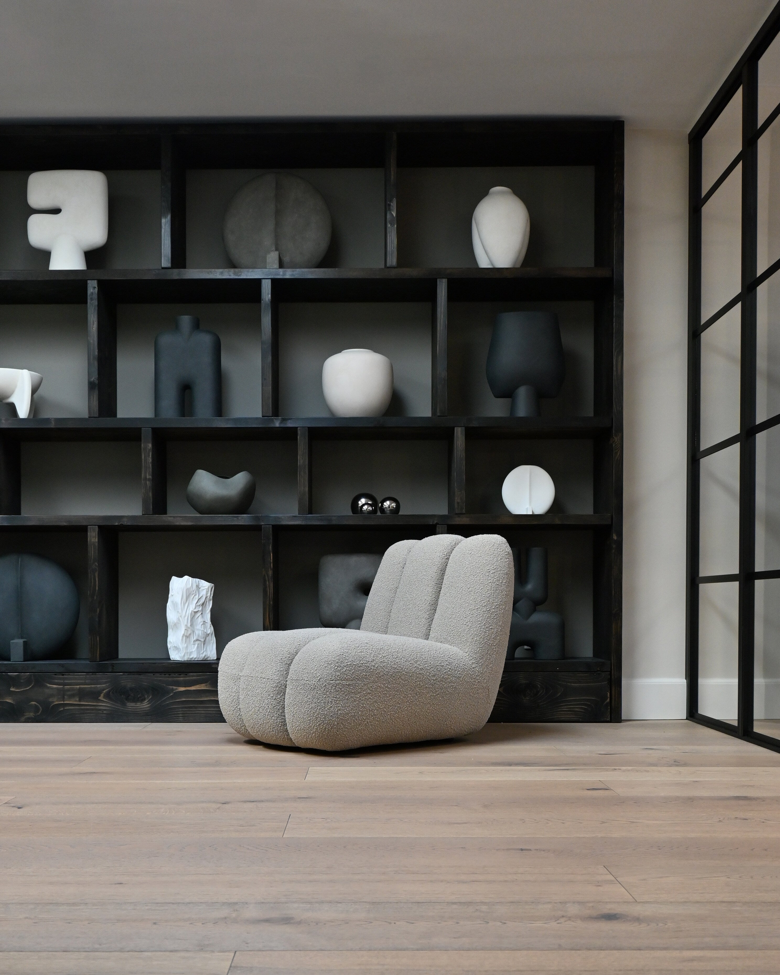 Toe Chair - Smoked Sand