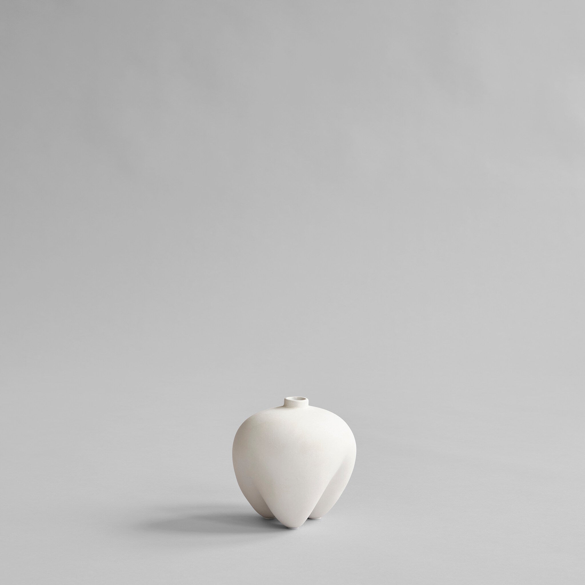 Sumo Vase, Petit - Bone White