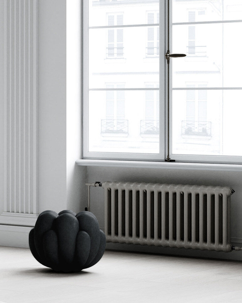 Bloom Vase, Big - Black