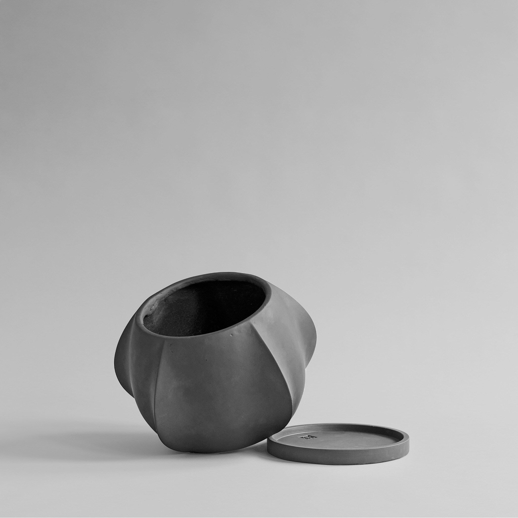 Arket Plant Pot, Mini - Dark Grey