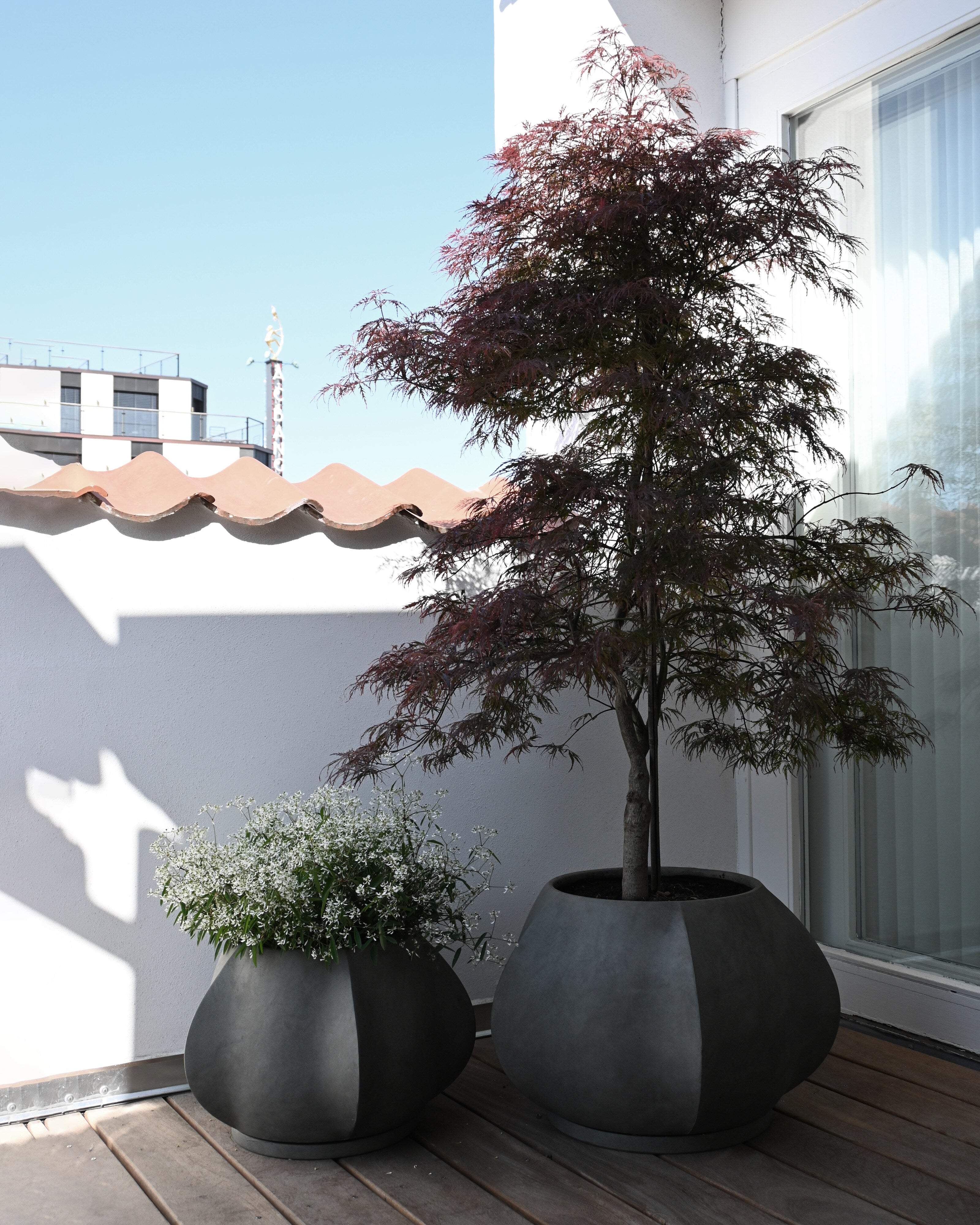 Arket Plant Pot, Medio - Dark Grey
