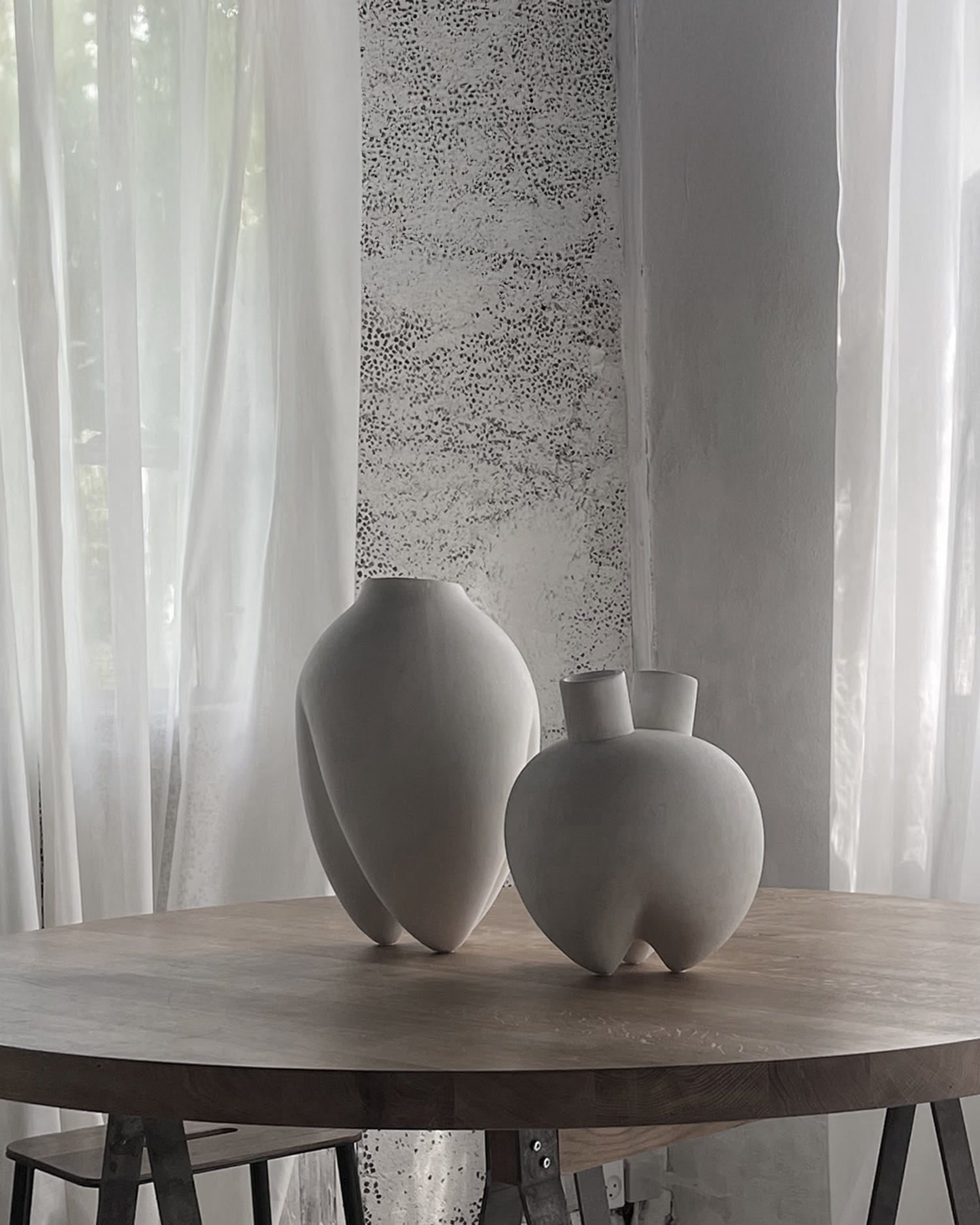 Sumo Vase, Horns - Bone White