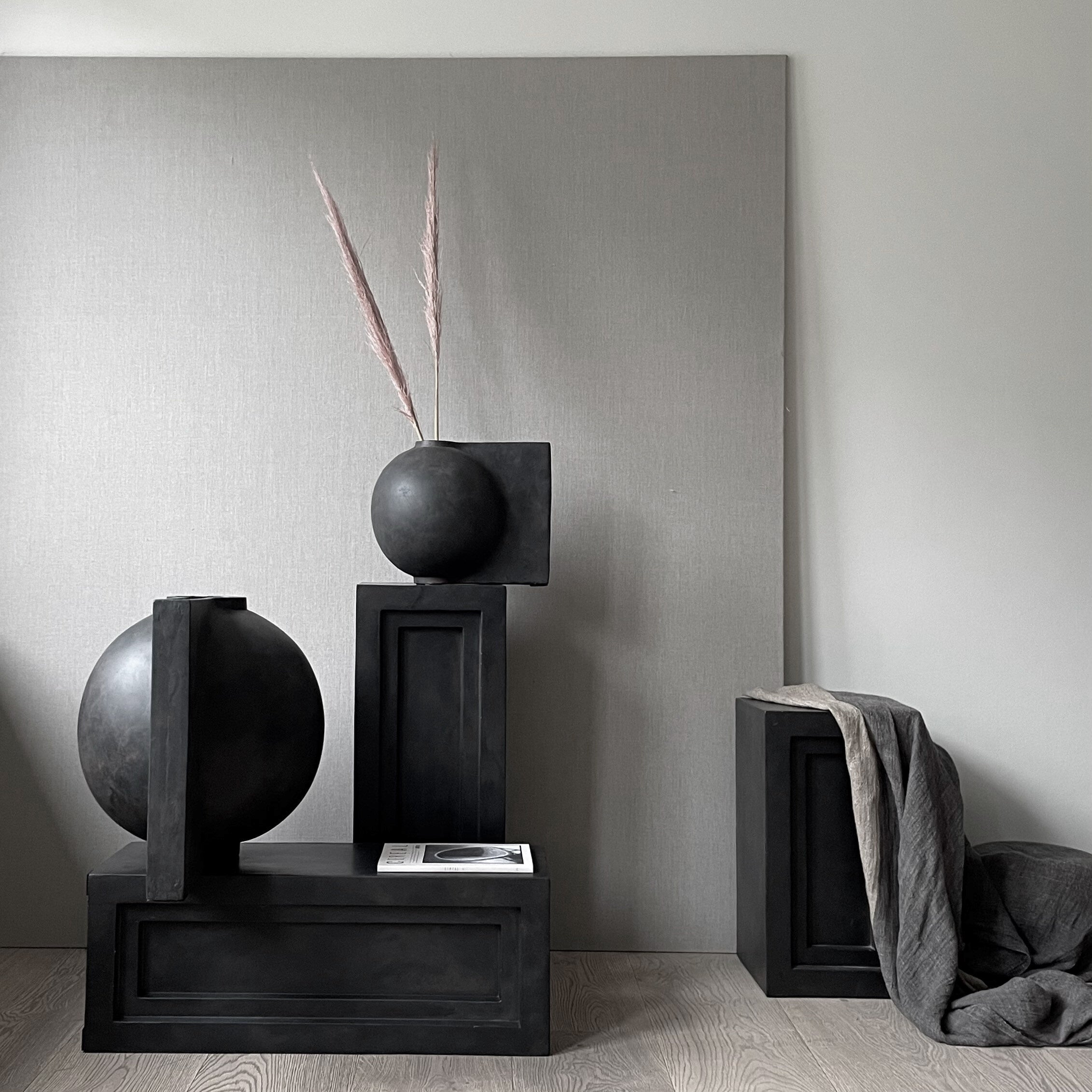 Offset Vase, Big - Coffee