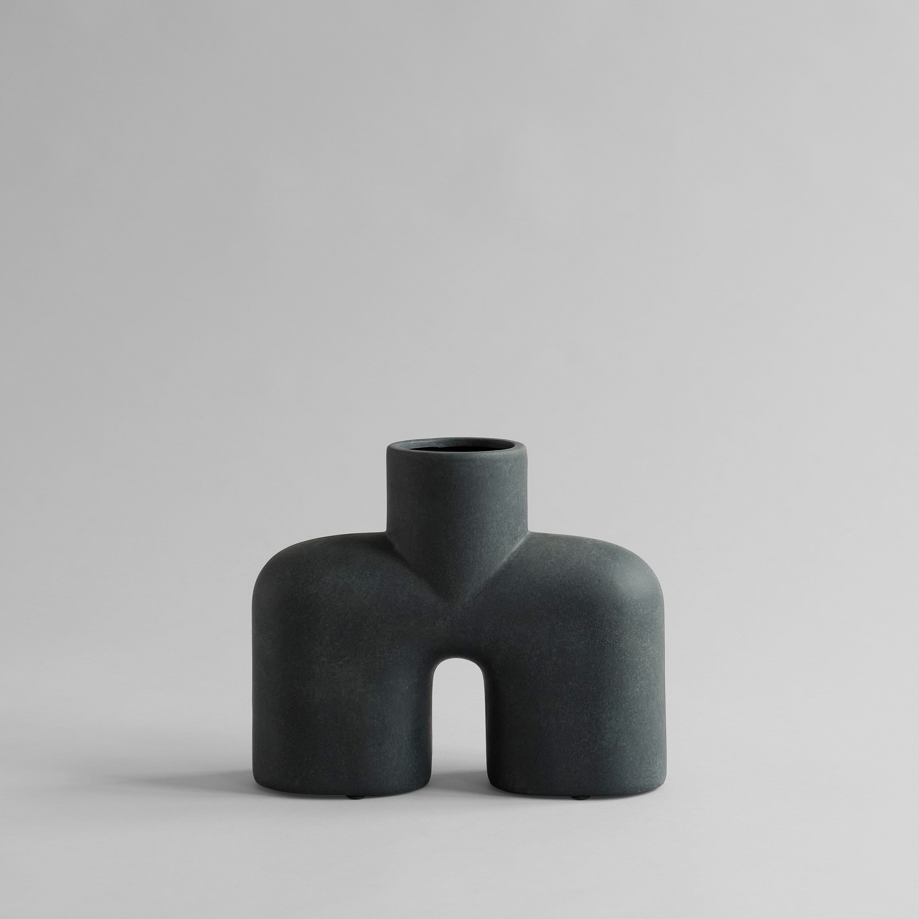 Cobra Vase Uno, Medio - Black