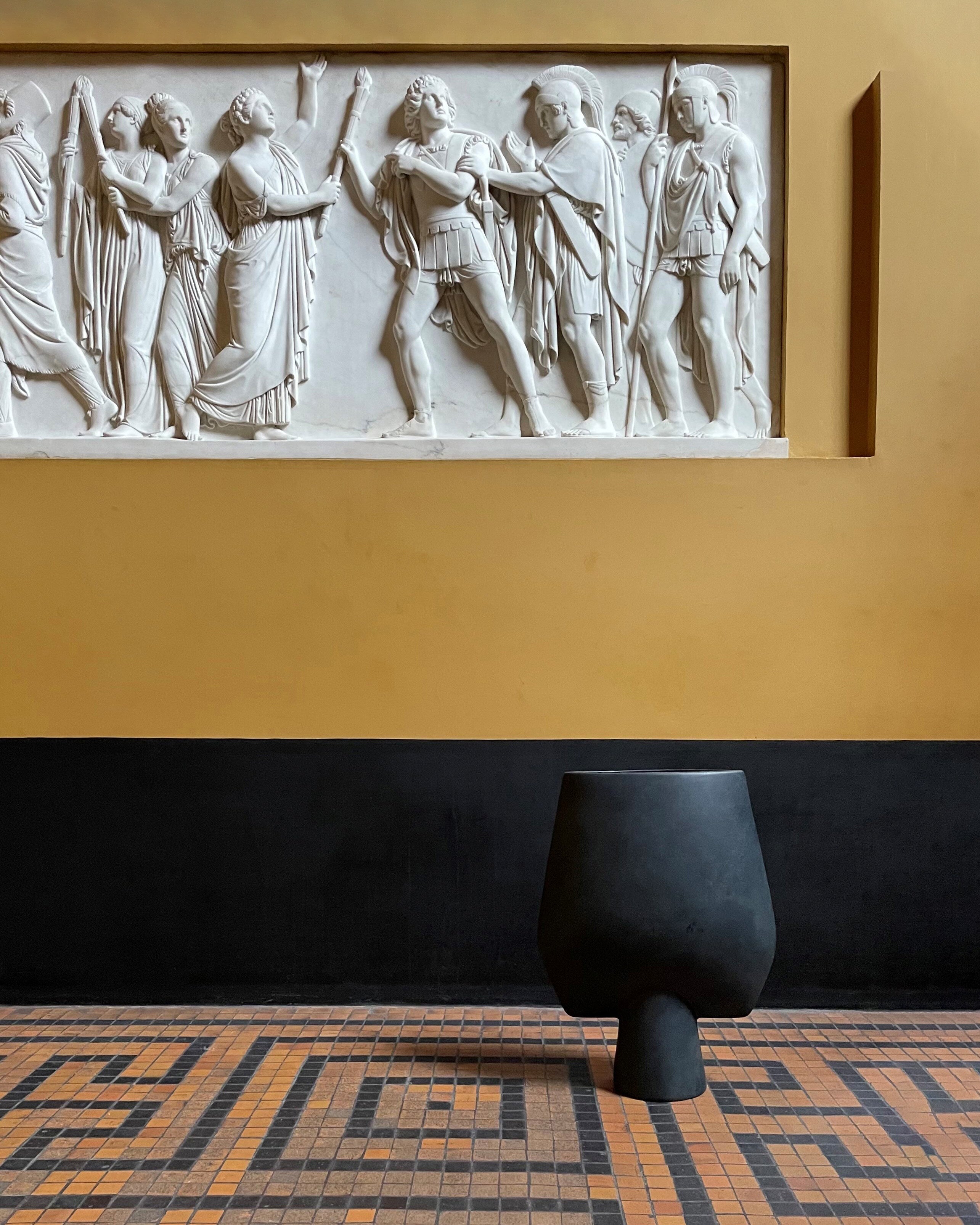 Sphere Vase Square, Hexa - Black