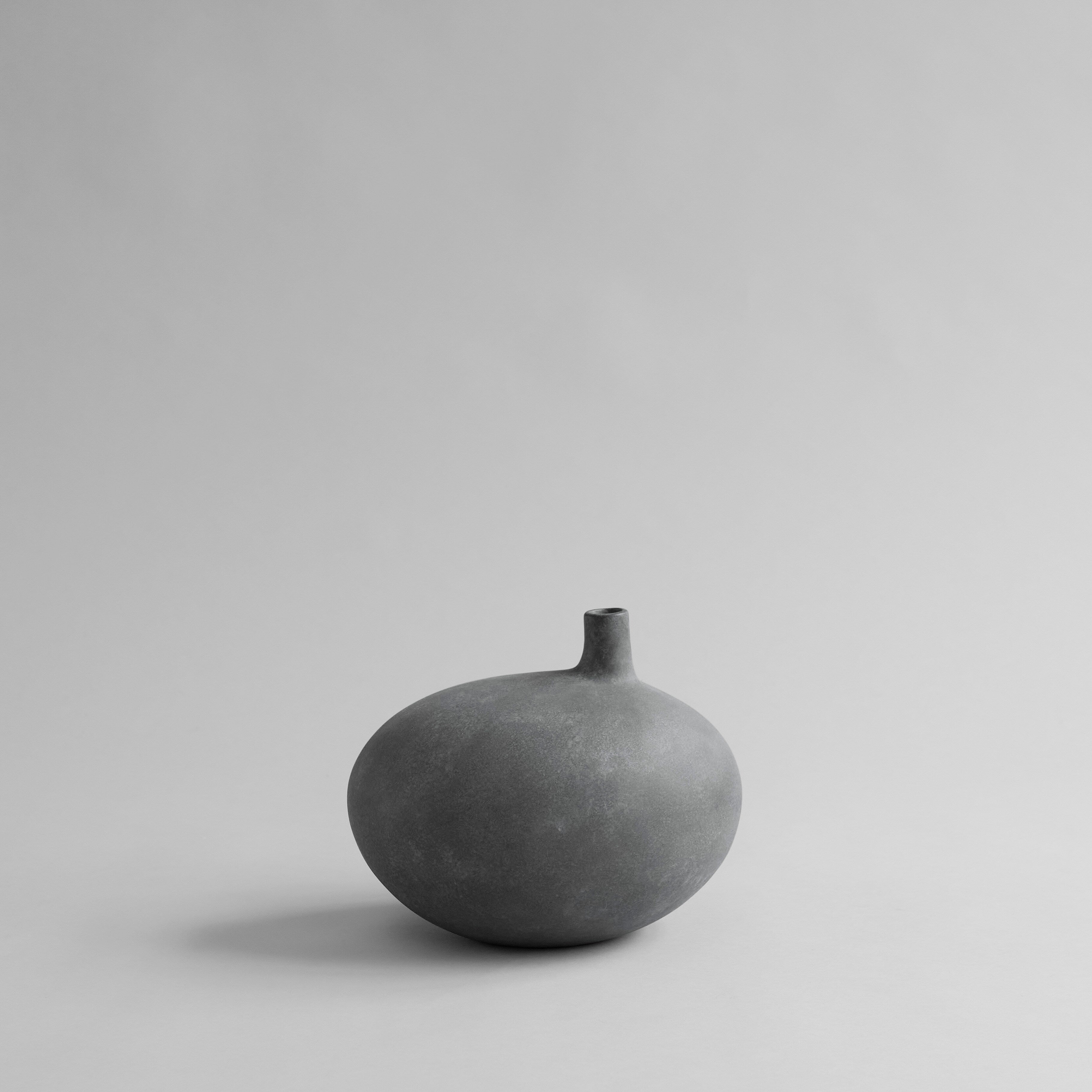 Submarine Vase, Small - Dark Grey