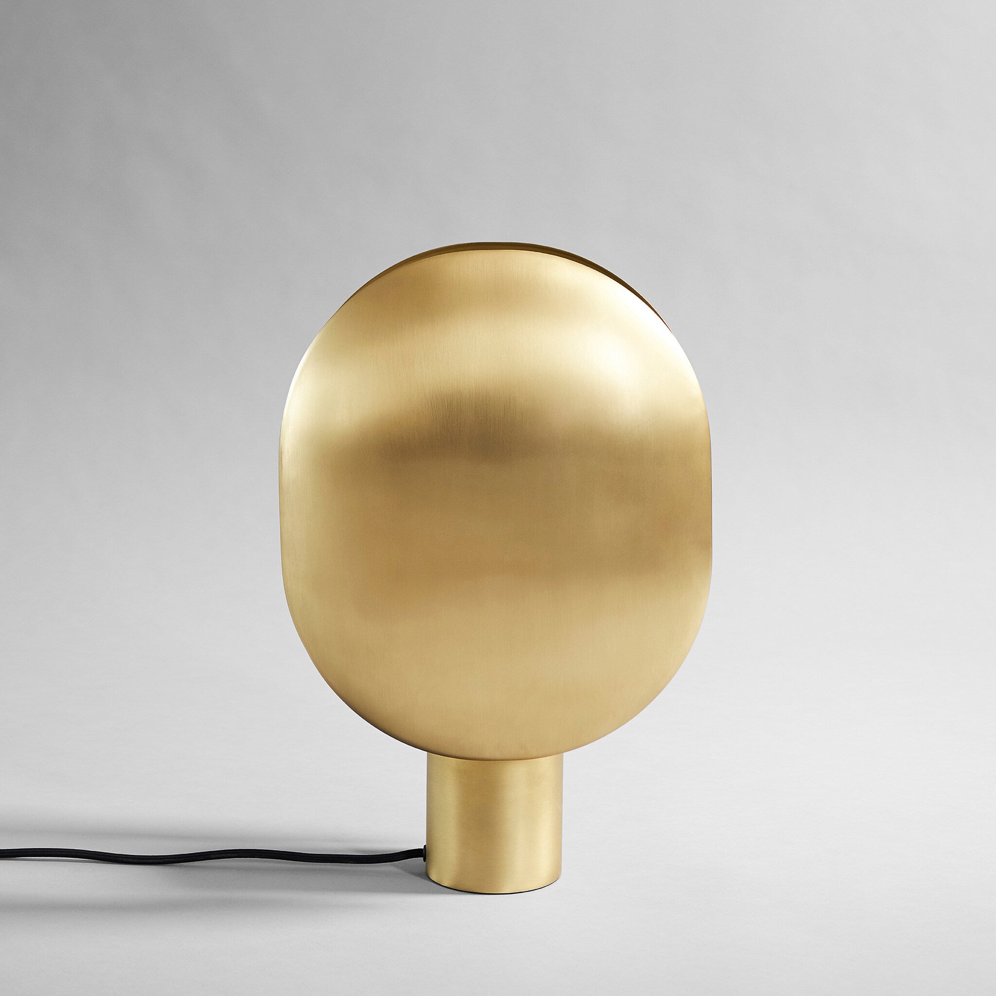 Clam Table Lamp - Brass