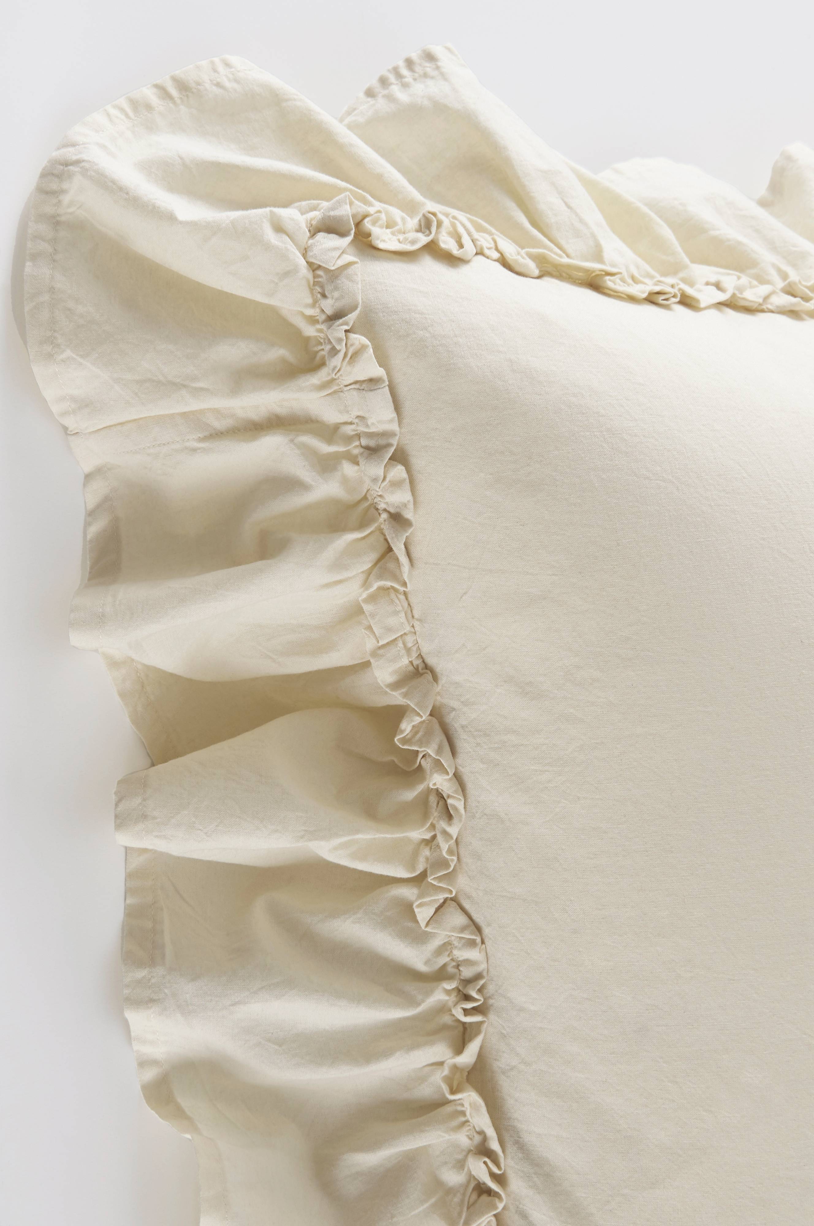 Sengesett Juliette Frill 2 eller 3 stykker