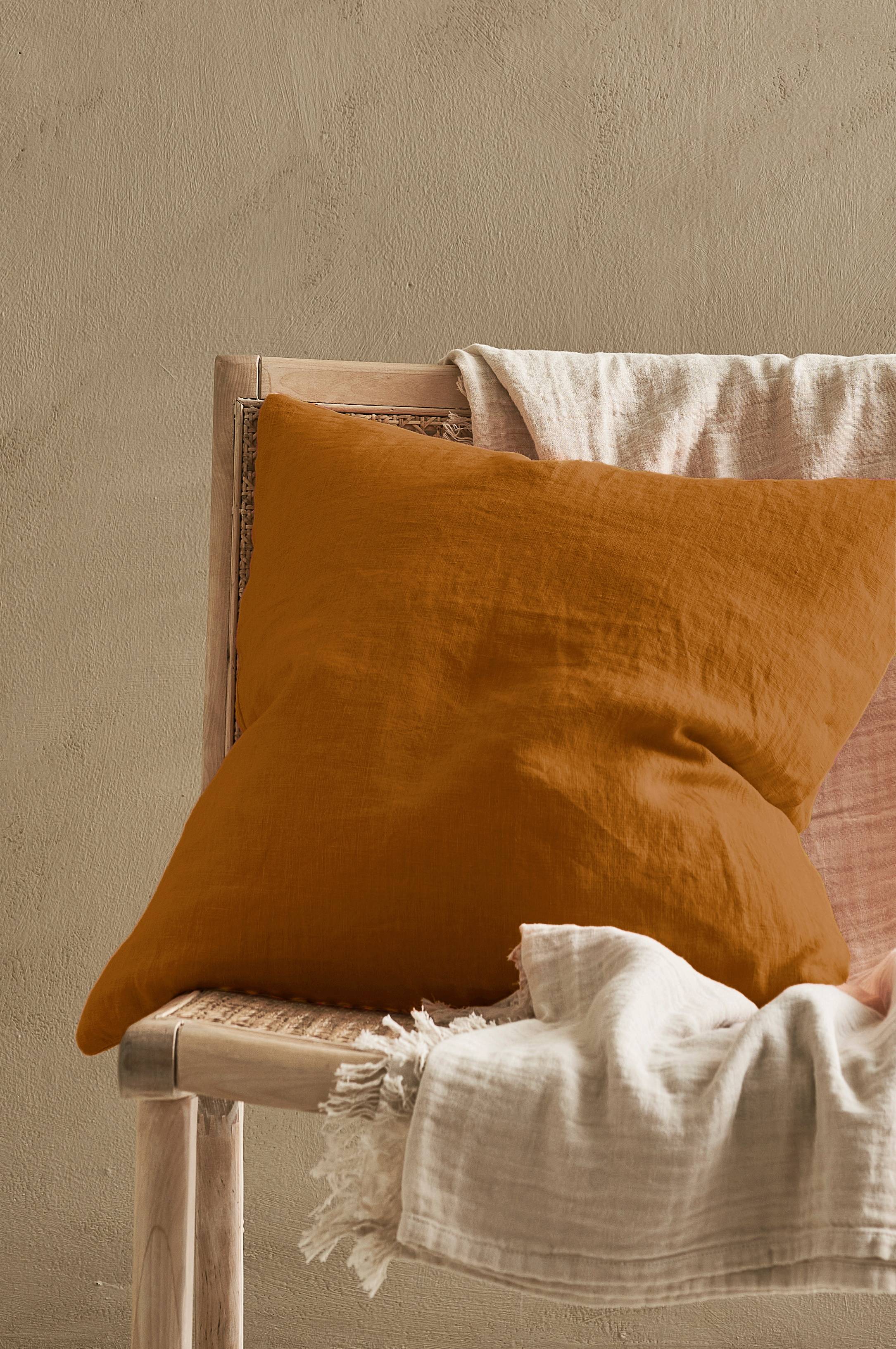 Putetrekk Candice Zip i vasket lin 50x50 cm