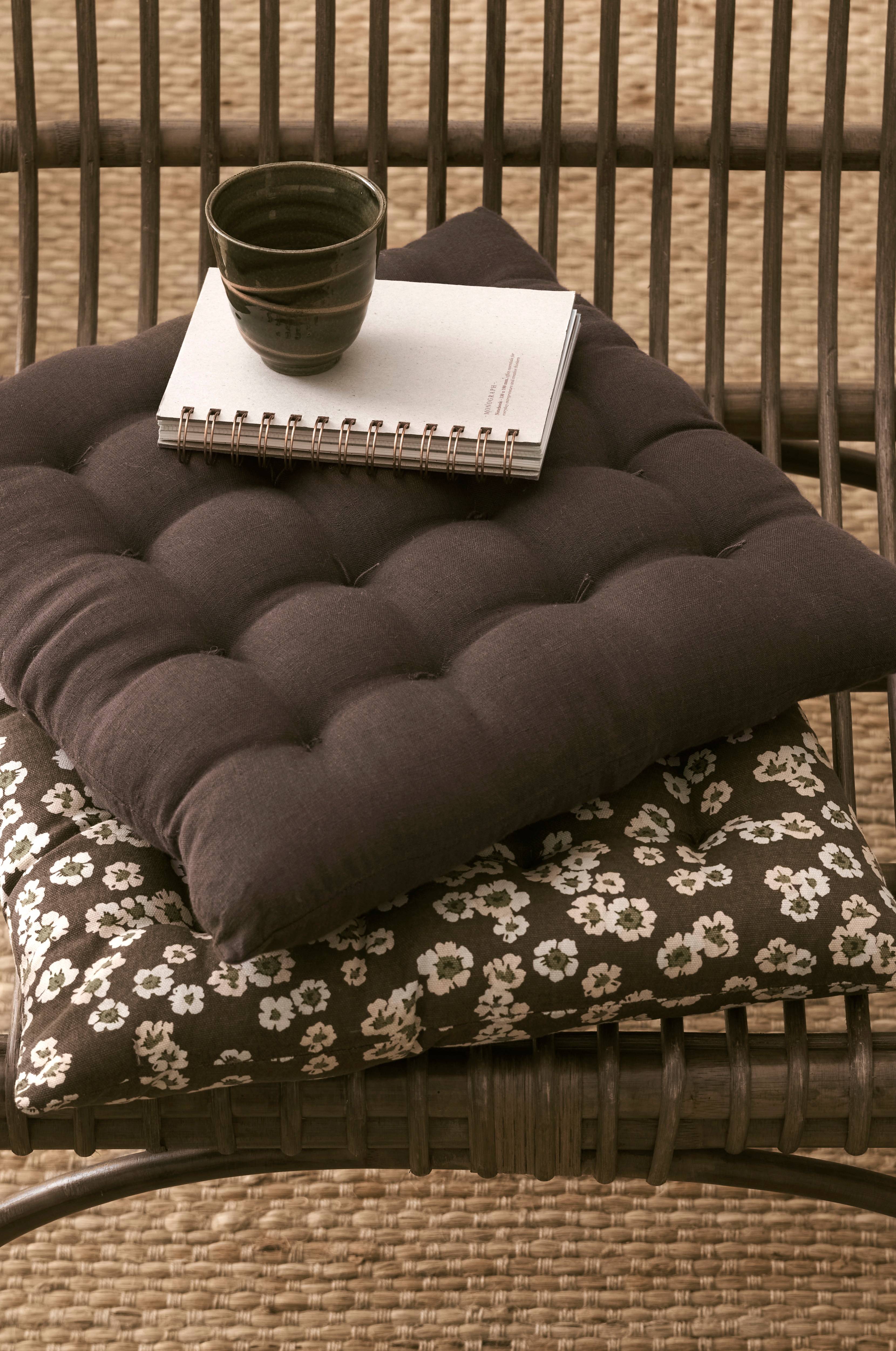 Sittepute Candice i vasket lin 40x40x5 cm