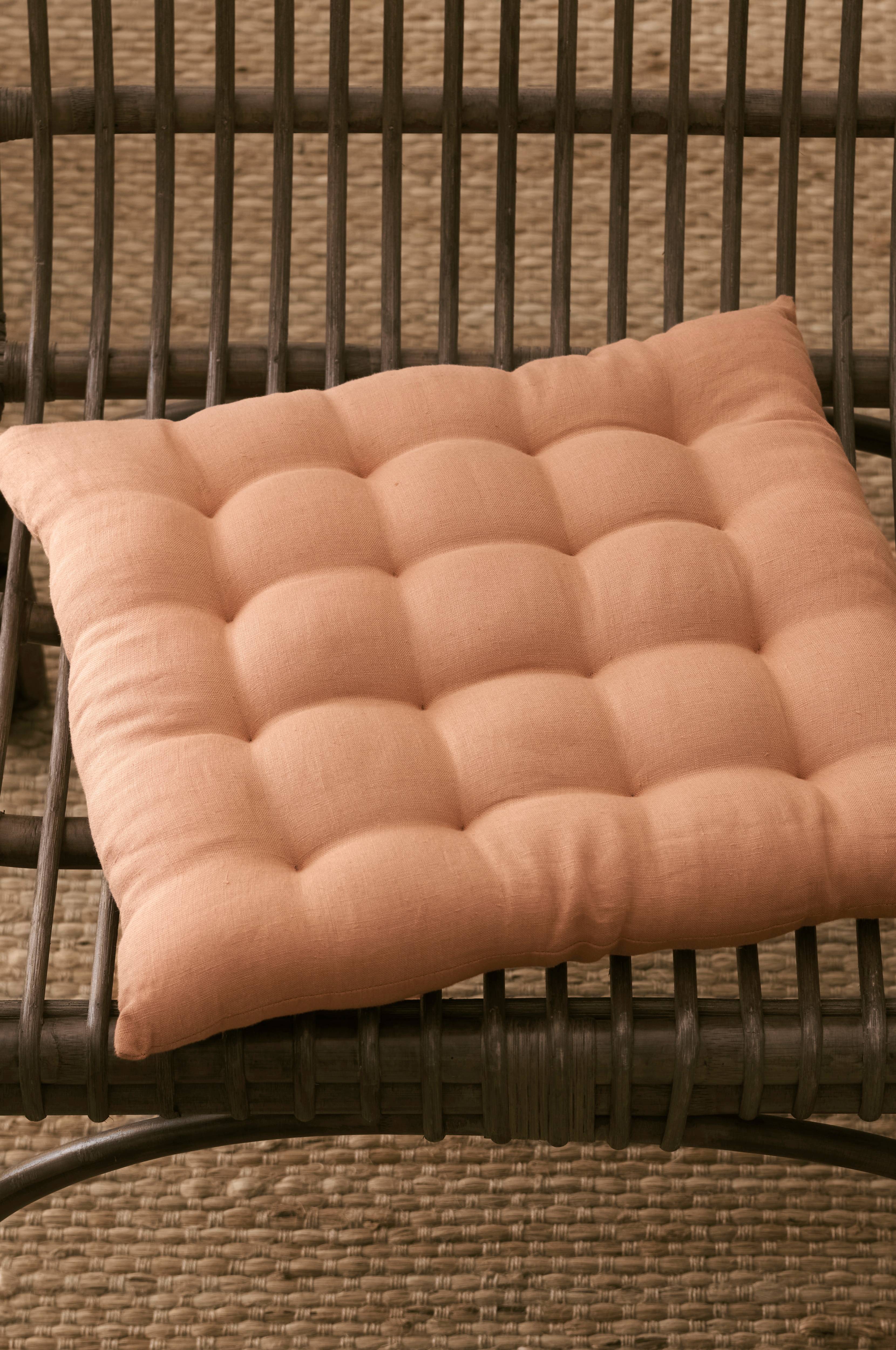 Sittepute Candice i vasket lin 40x40x5 cm