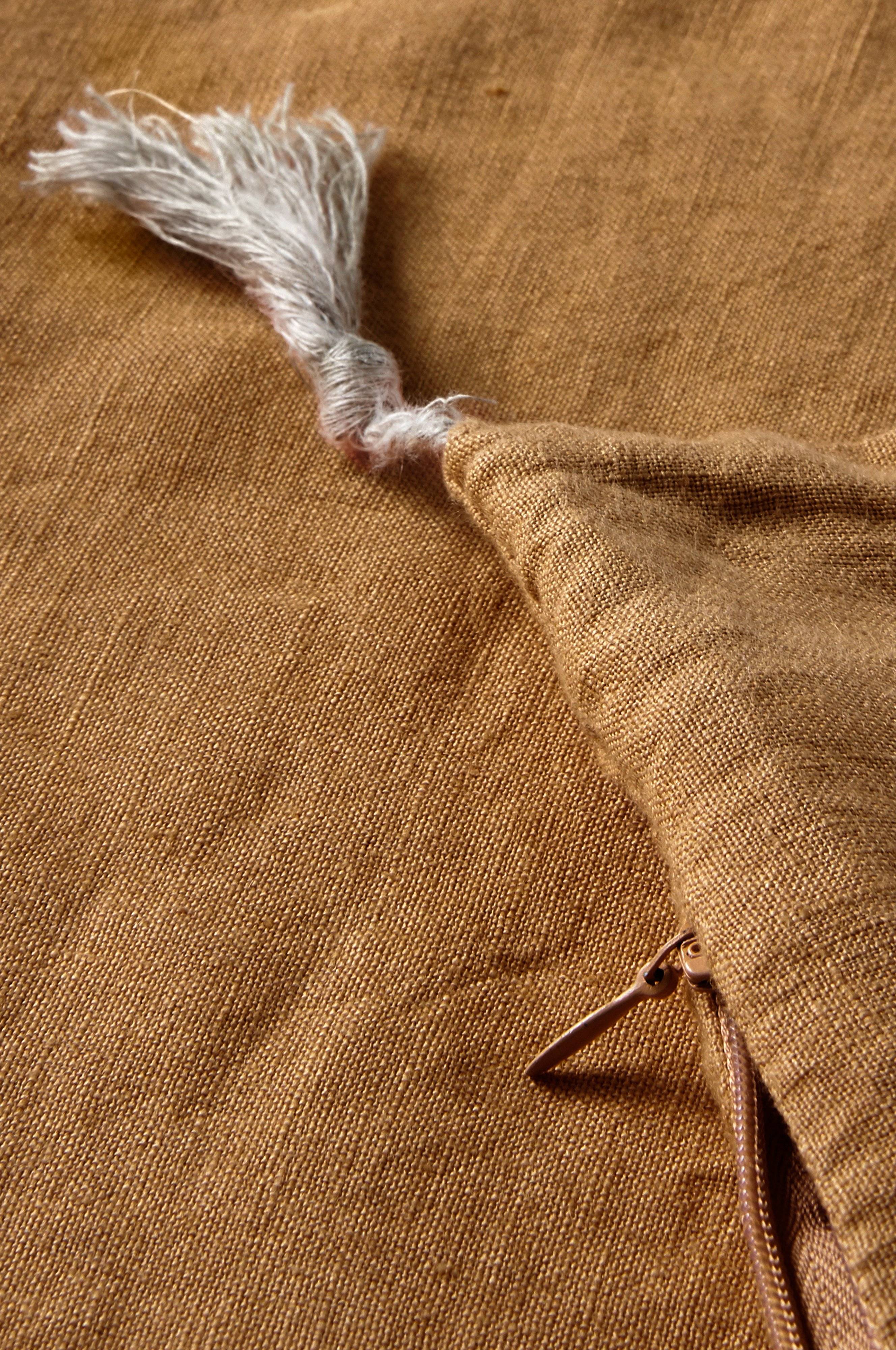 Putetrekk Candice Tassel i vasket lin 50x50 cm