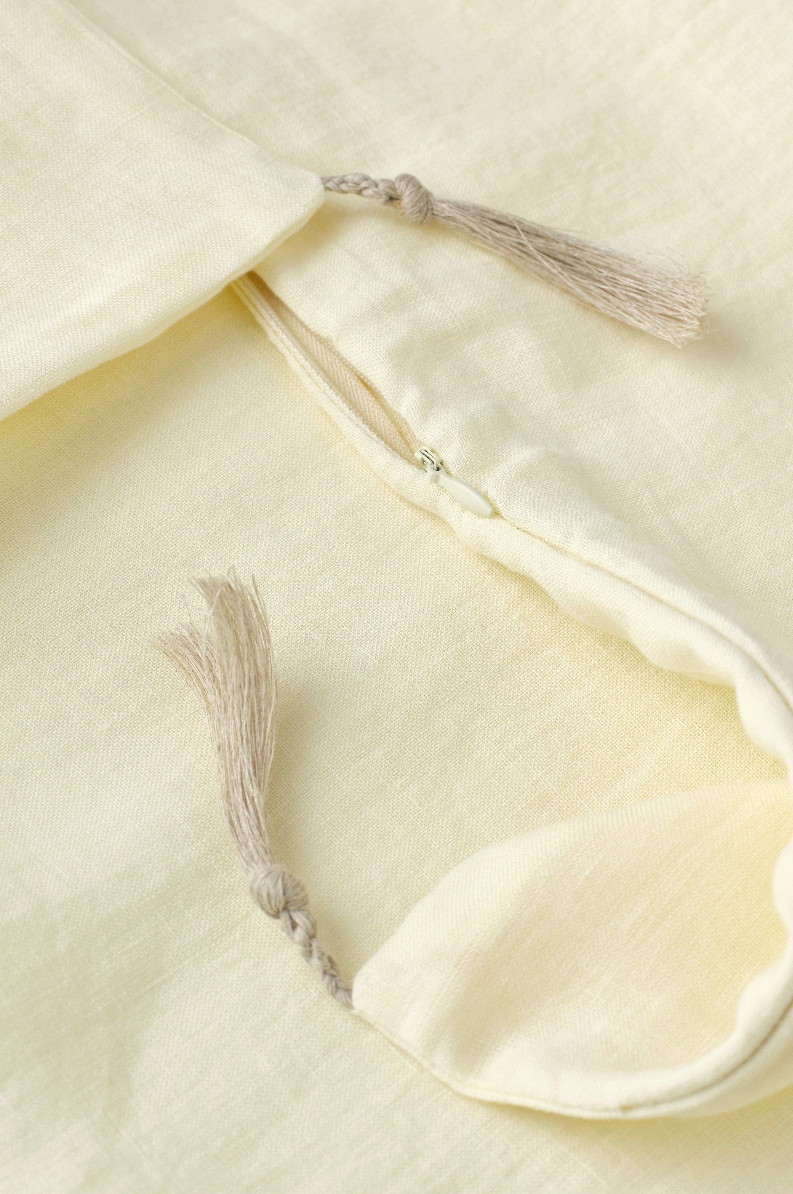 Putetrekk Candice Tassel i vasket lin 50x50 cm