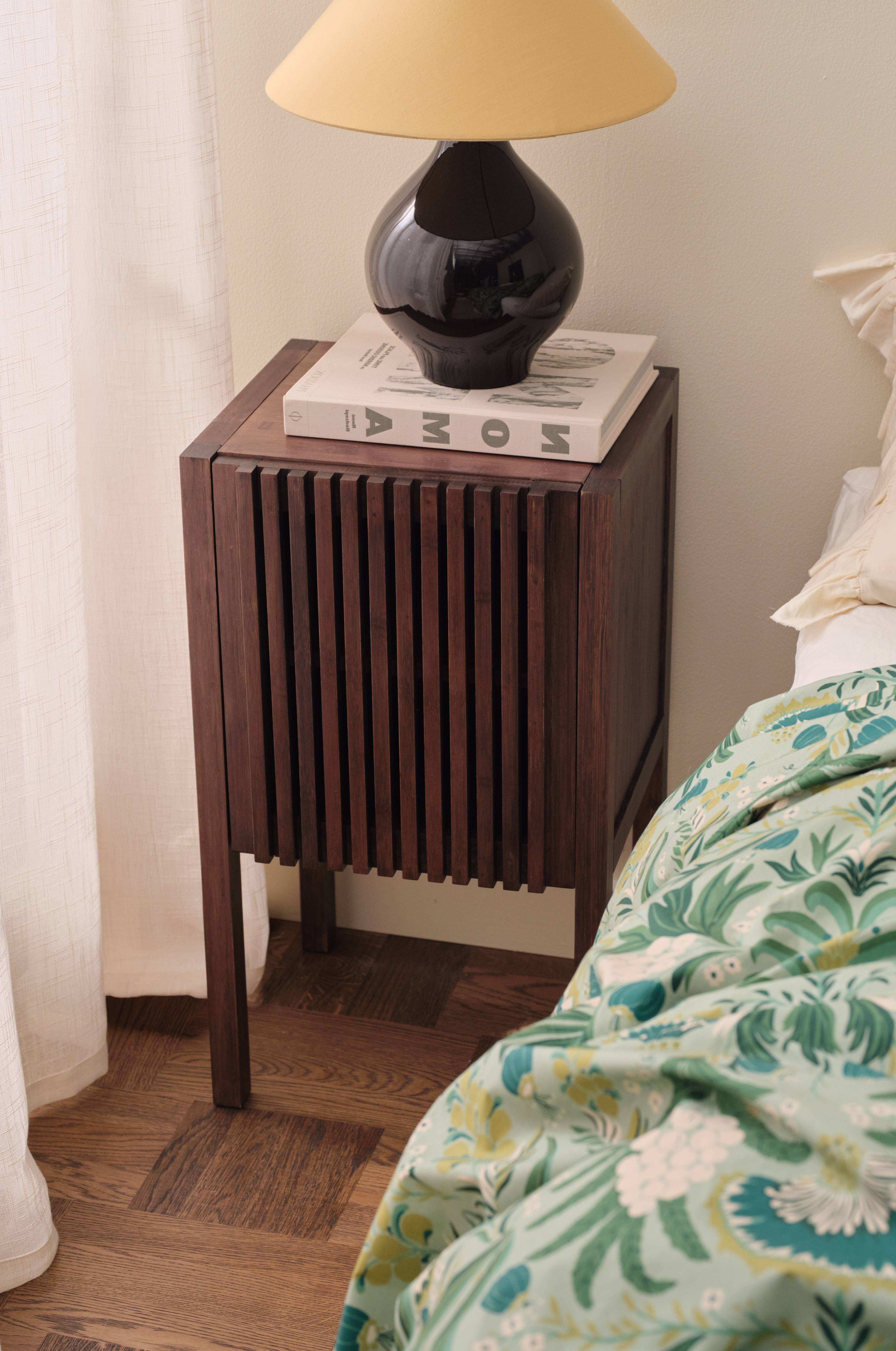 Skap / Nattbord Stripe