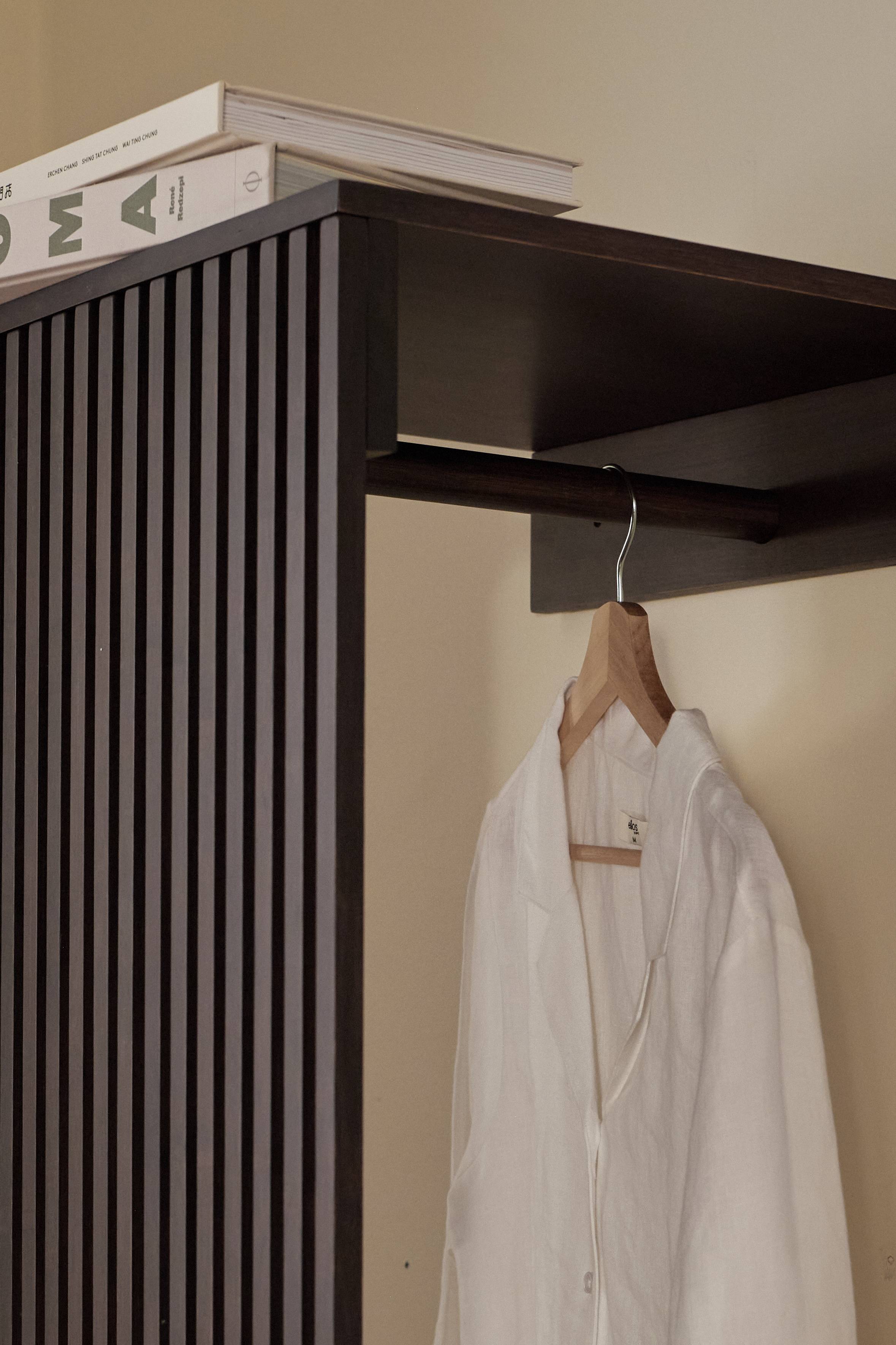 Oppbevaring i gangen / klesstativ Stripe