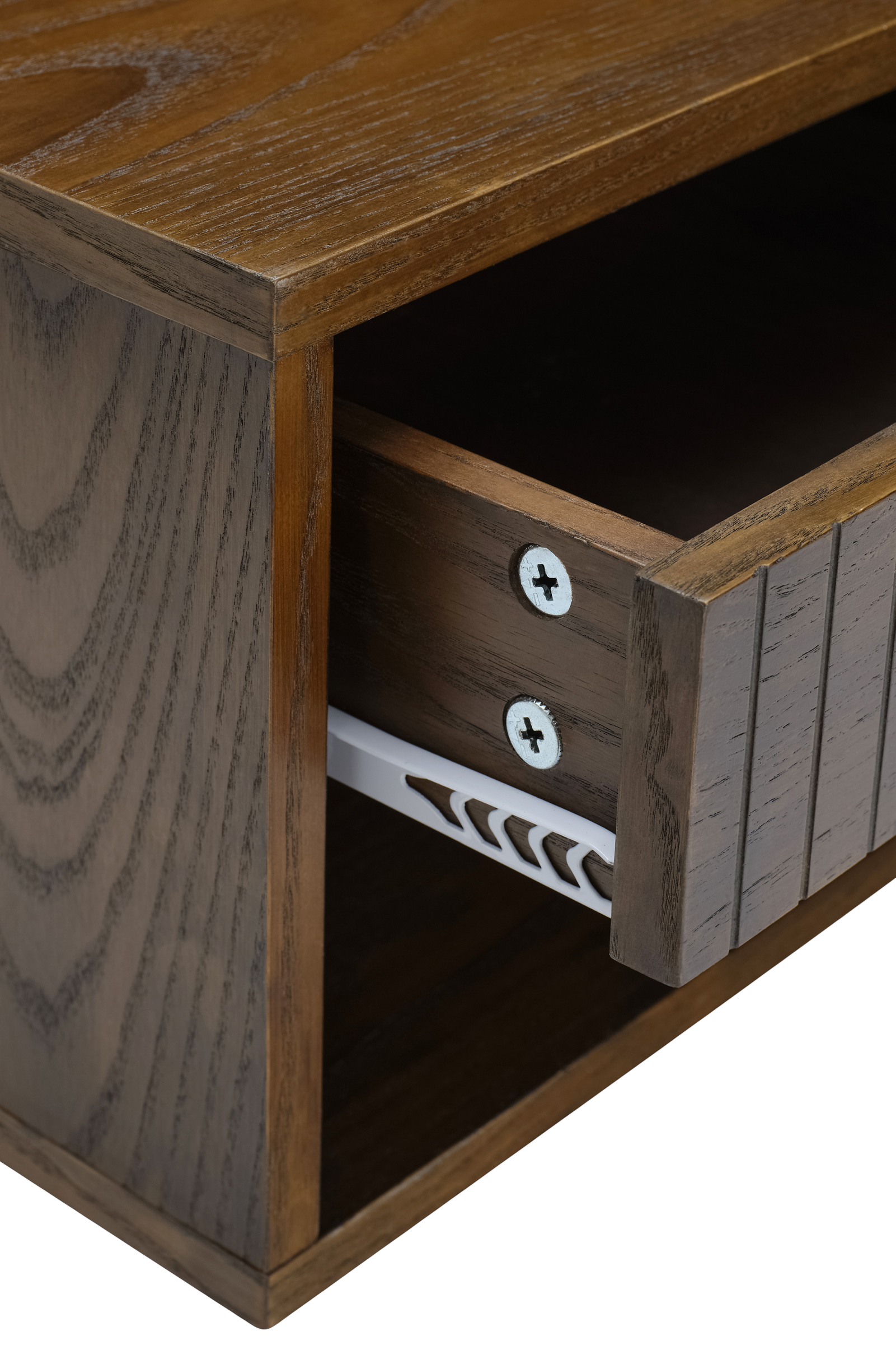 Nattbord / Vegghylle Bedsidetable/storage Roma